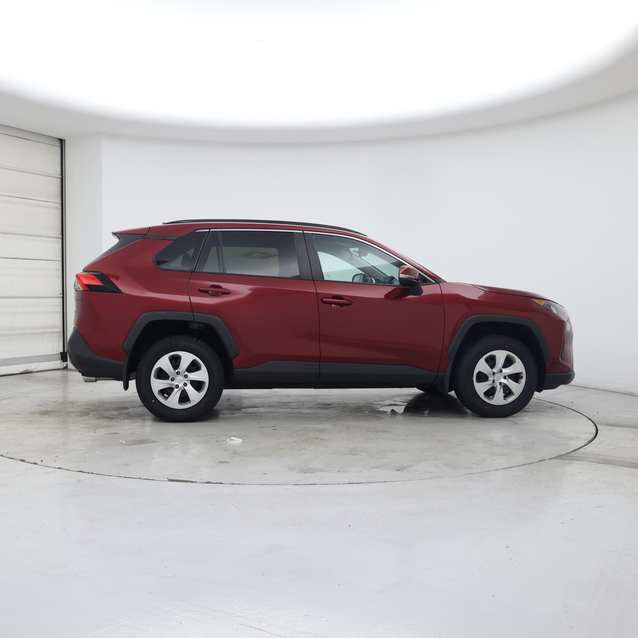 Thumbnail: 2021 Toyota RAV4 - 7