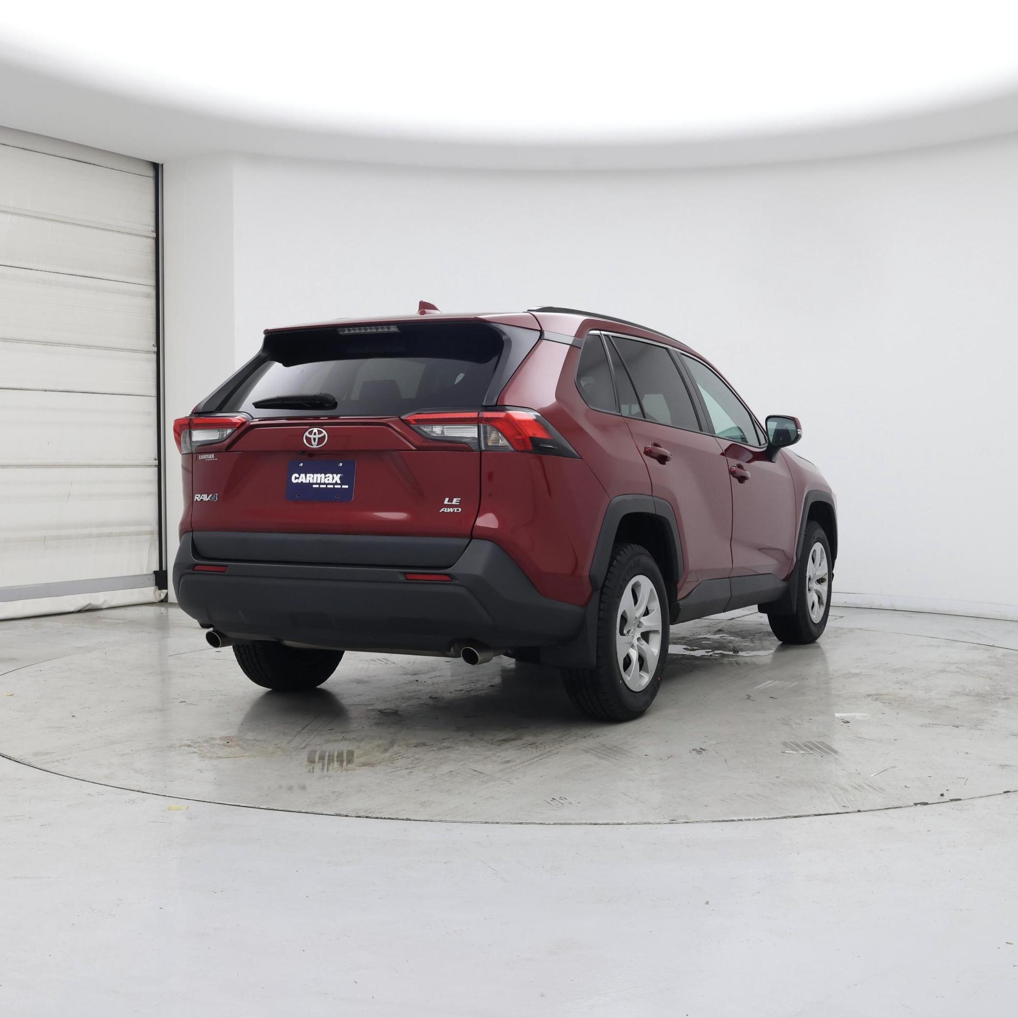 Thumbnail: 2021 Toyota RAV4 - 8