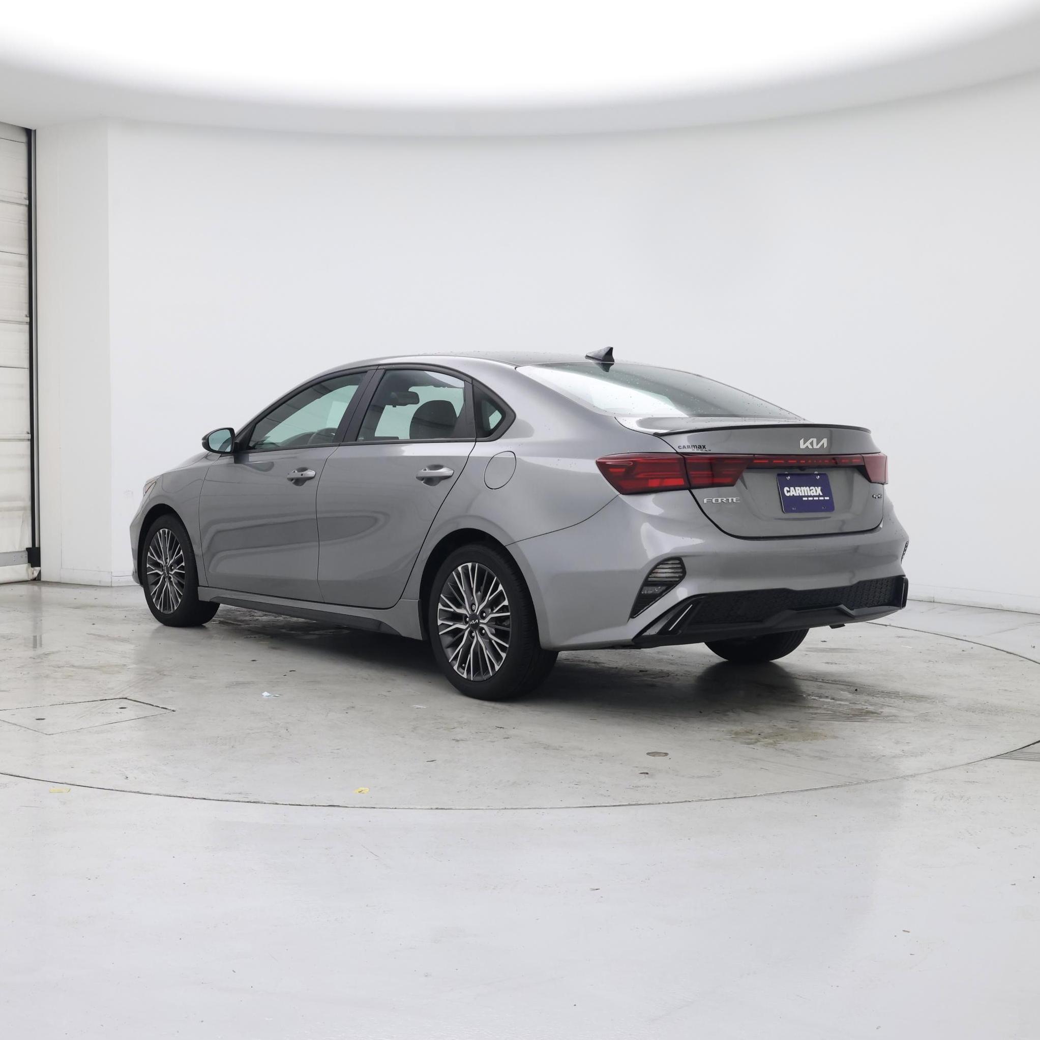 Thumbnail: 2022 Kia Forte - 2