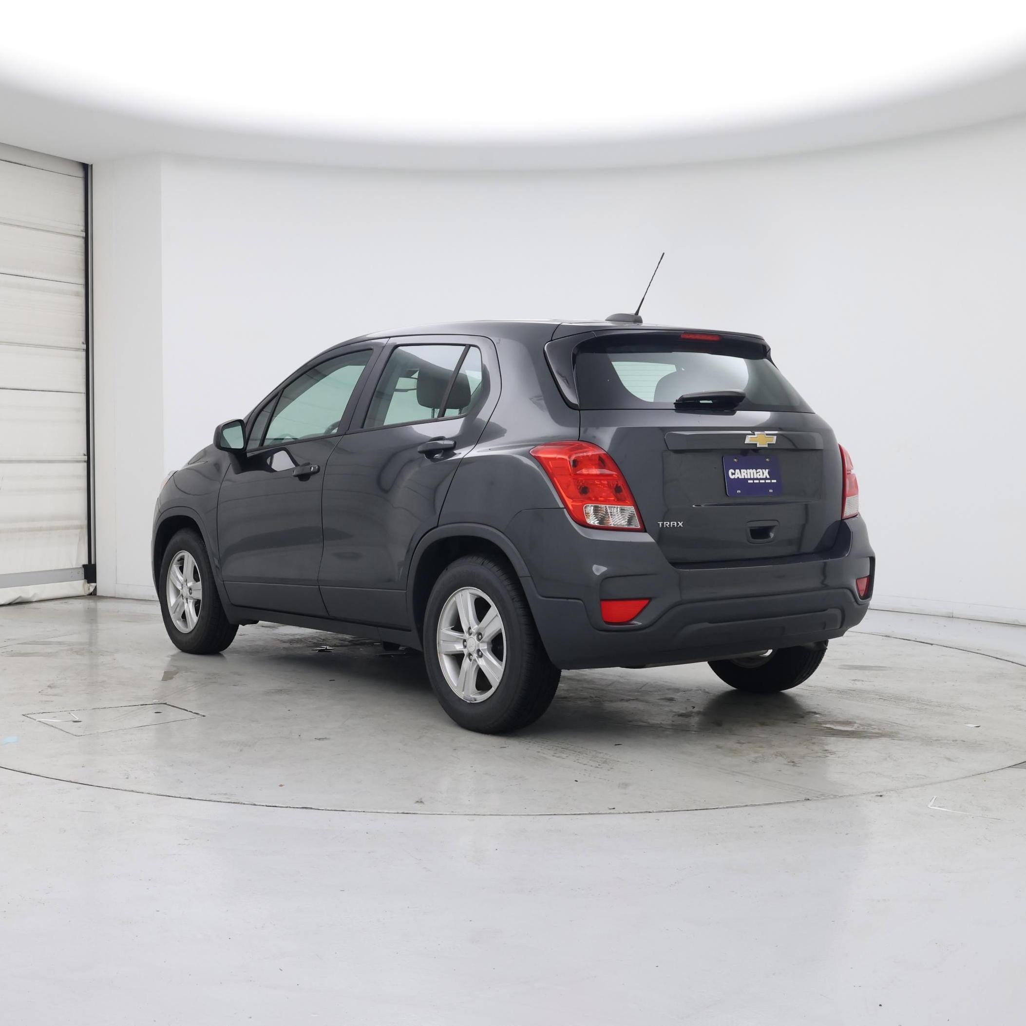 Thumbnail: 2019 Chevrolet Trax - 2