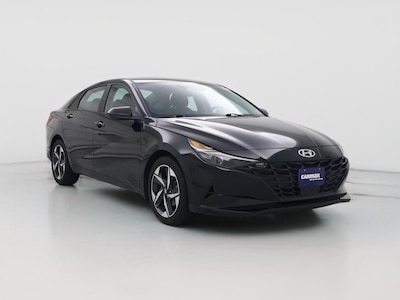 Black 2023 Hyundai Elantra SEL