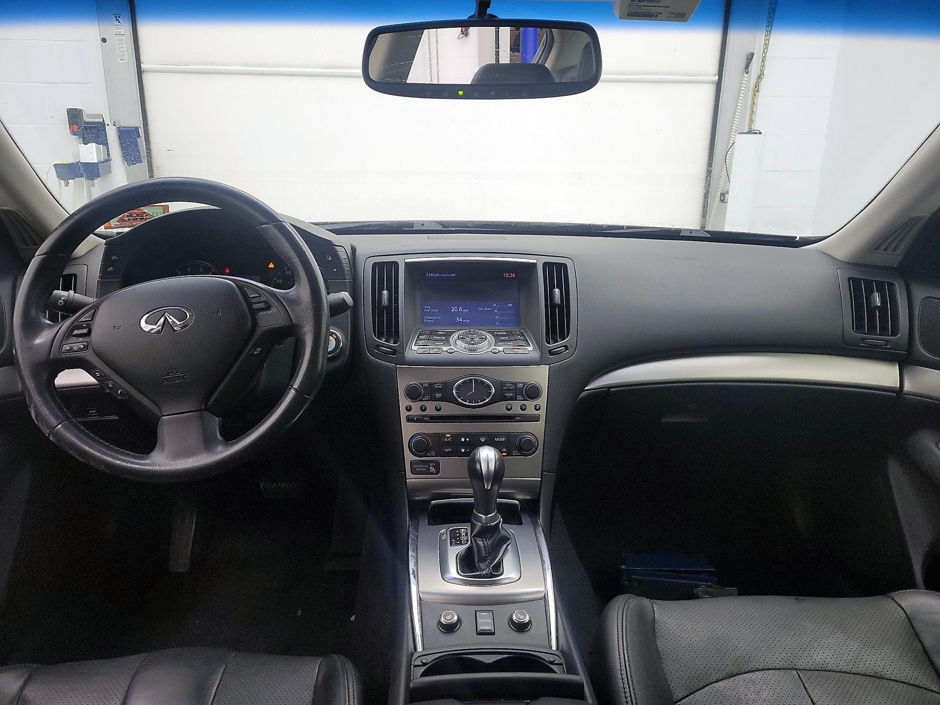 Thumbnail: 2015 INFINITI  - 9