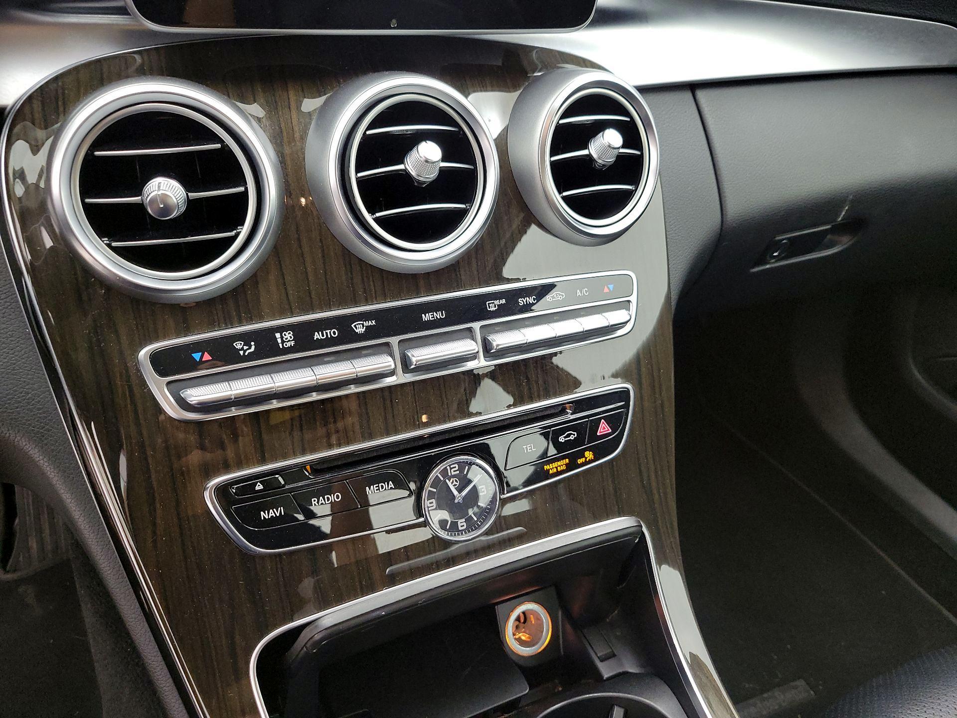 Thumbnail: 2017 Mercedes-Benz C-Class - 16