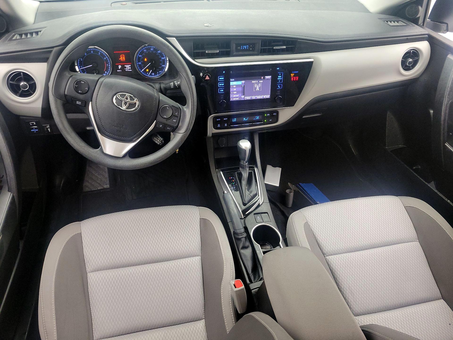 Thumbnail: 2018 Toyota Corolla - 9