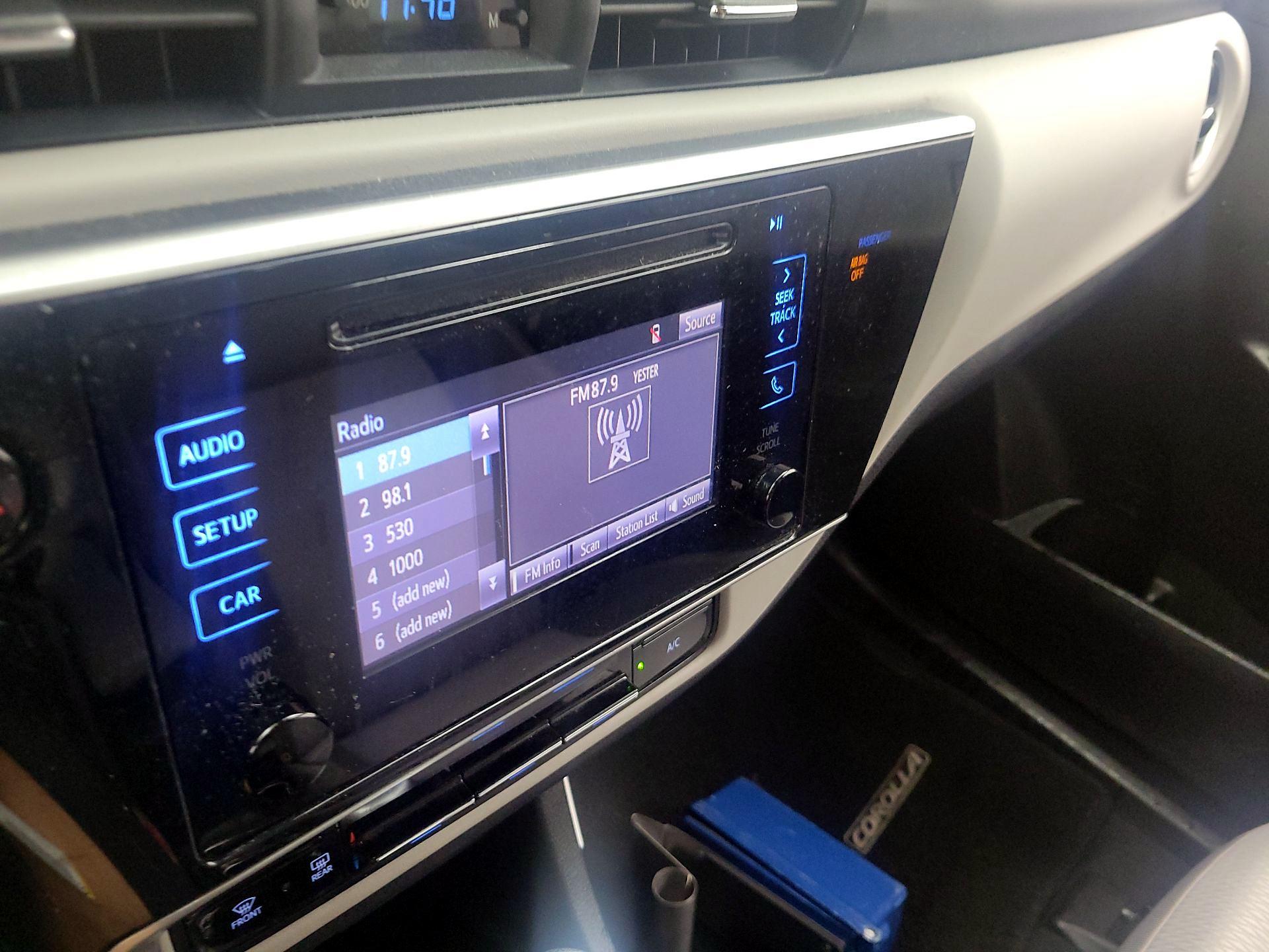 Thumbnail: 2018 Toyota Corolla - 14