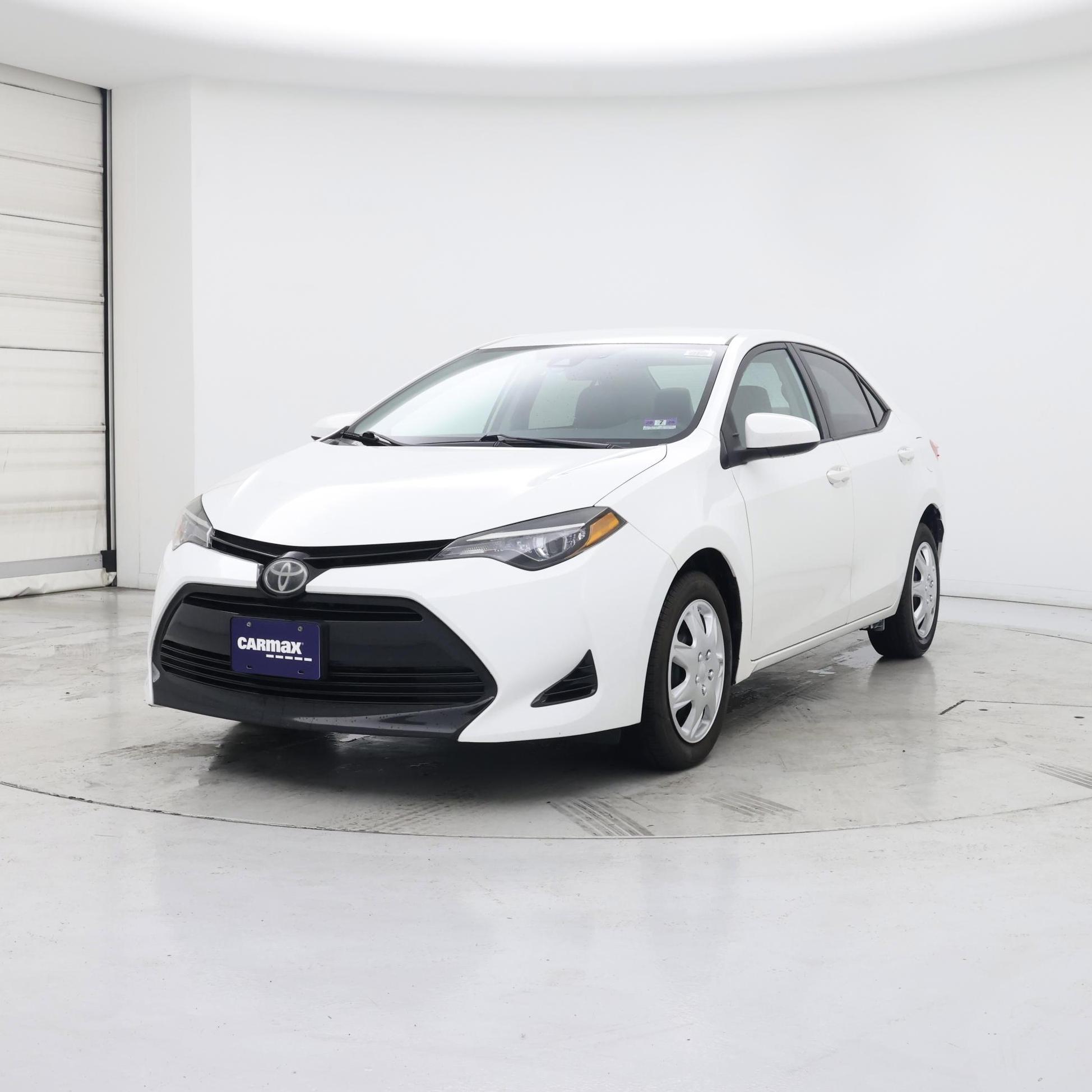 Thumbnail: 2018 Toyota Corolla - 4