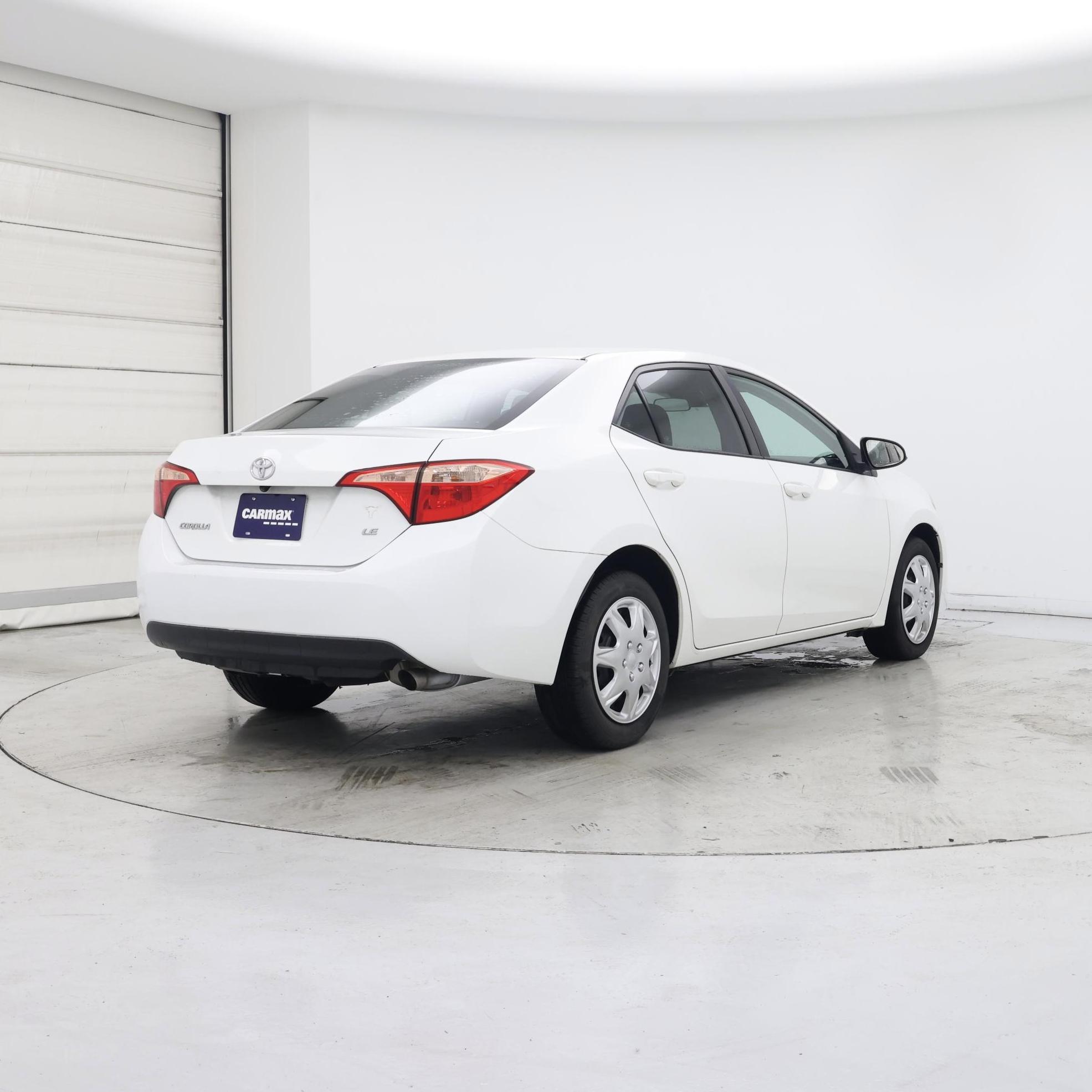 Thumbnail: 2018 Toyota Corolla - 8