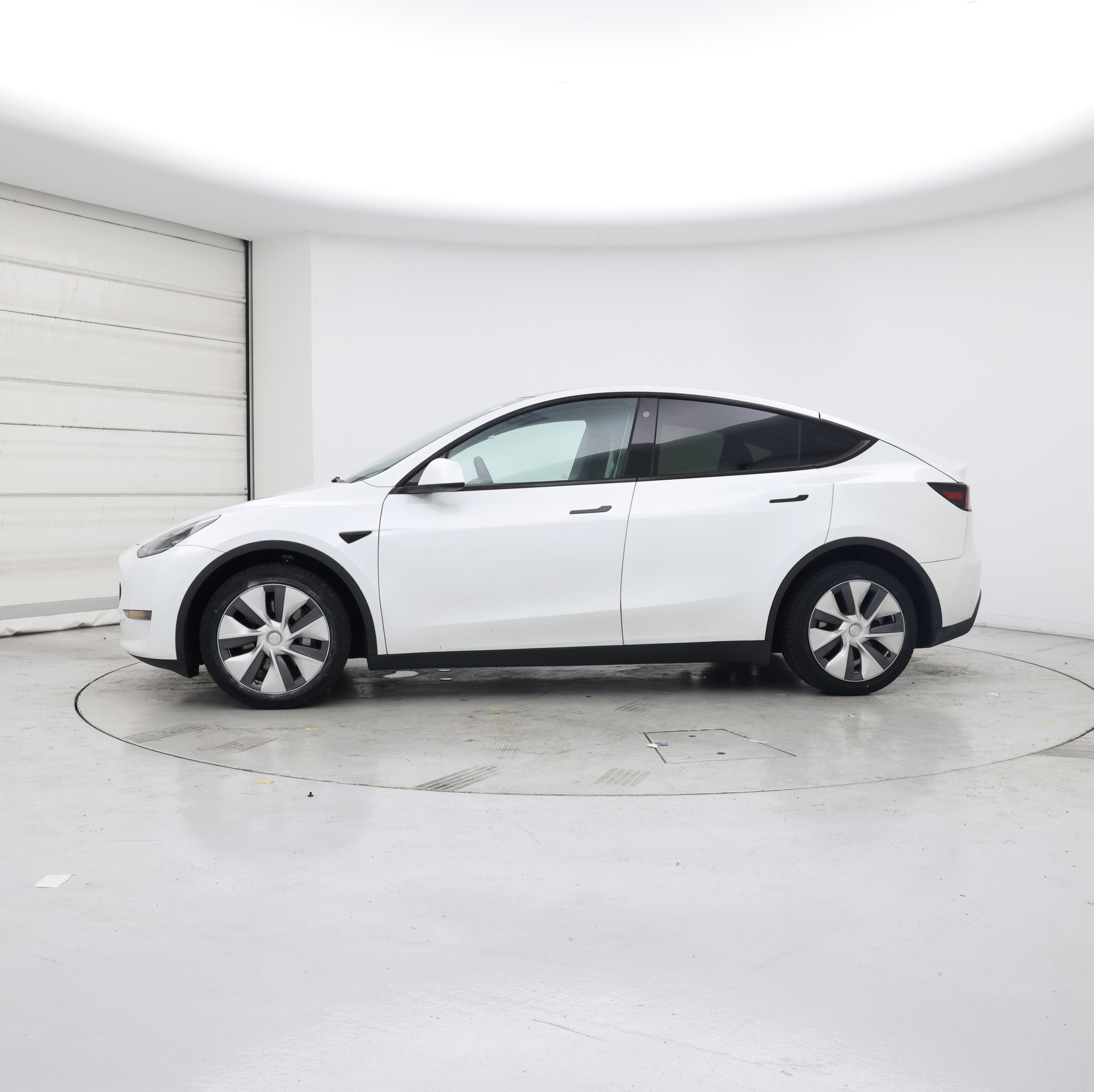 Thumbnail: 2023 Tesla Model Y - 3