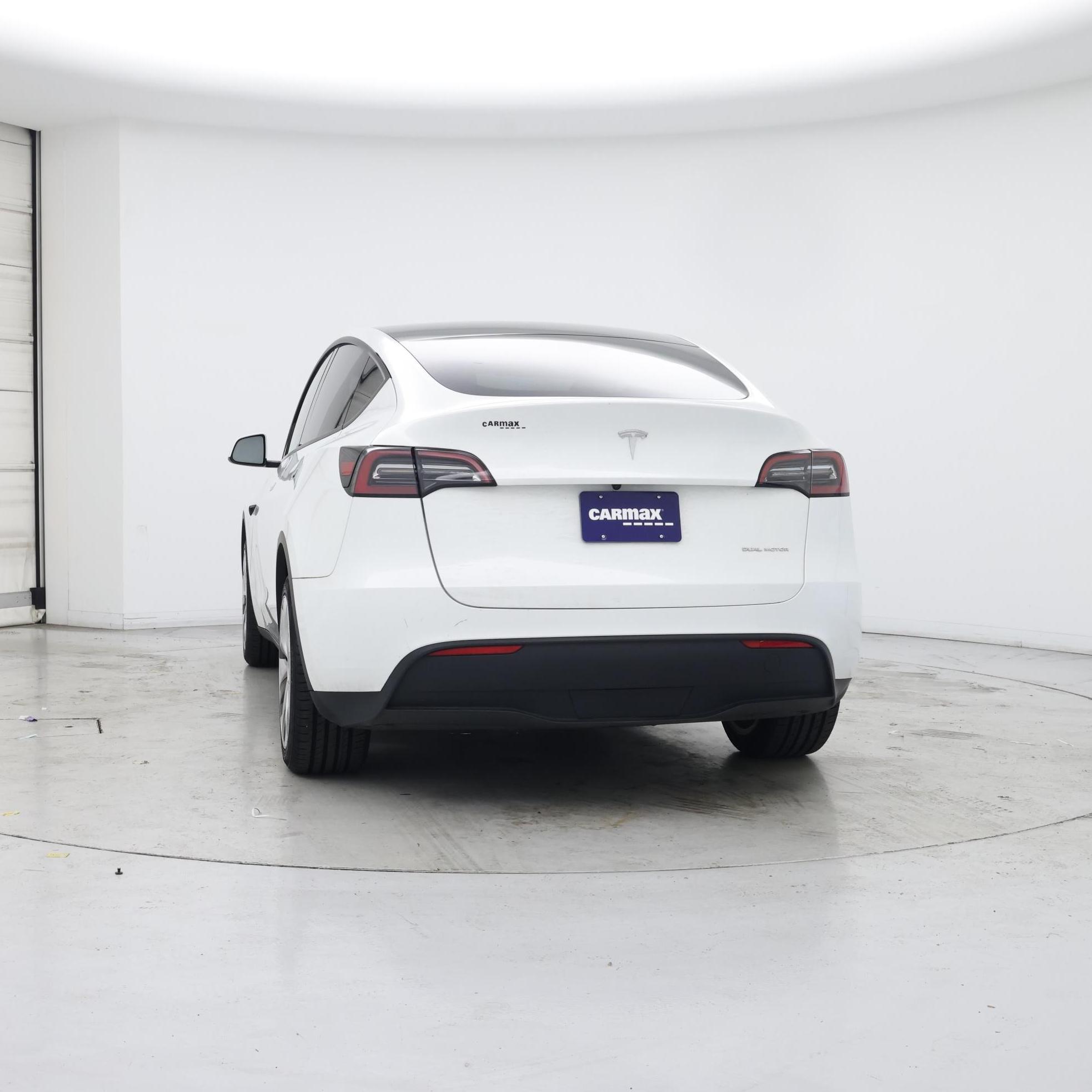 Thumbnail: 2023 Tesla Model Y - 6