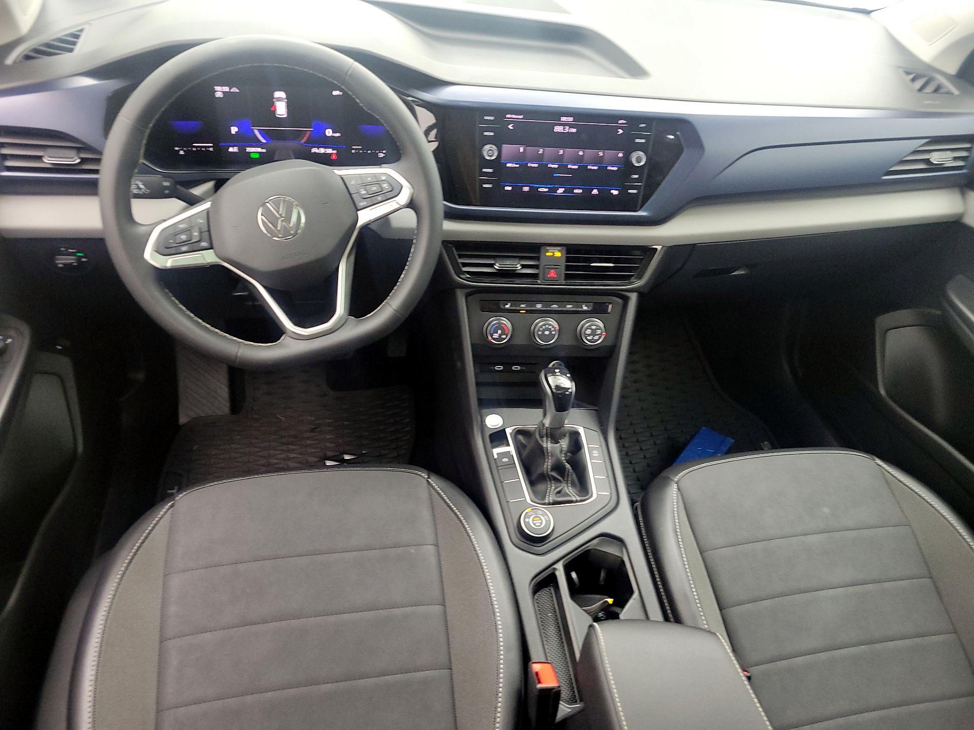 Thumbnail: 2022 Volkswagen Taos - 9