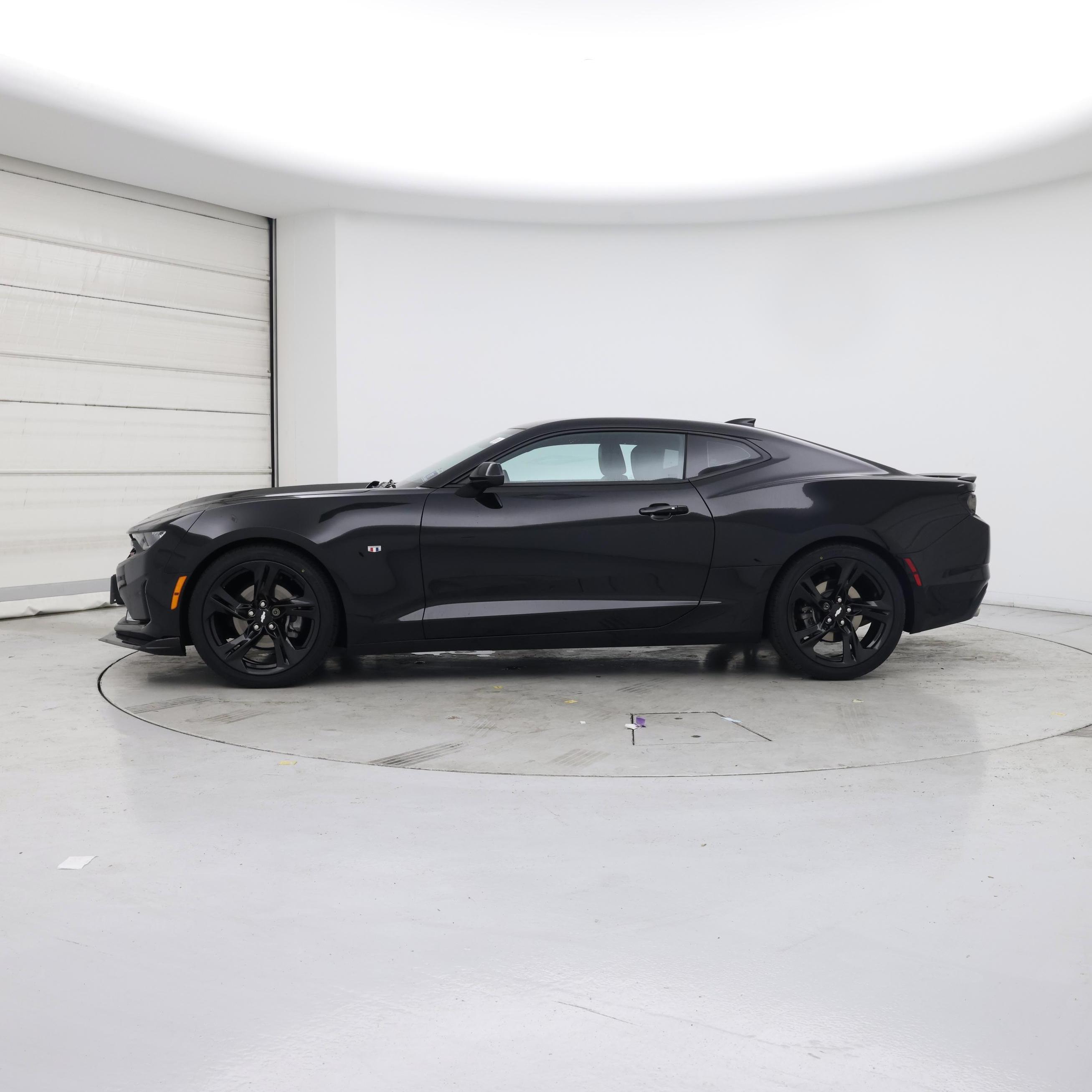 Thumbnail: 2019 Chevrolet Camaro - 3