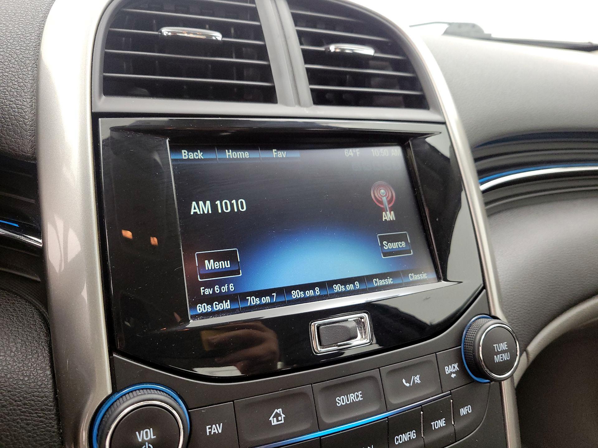 Thumbnail: 2016 Chevrolet Malibu - 15