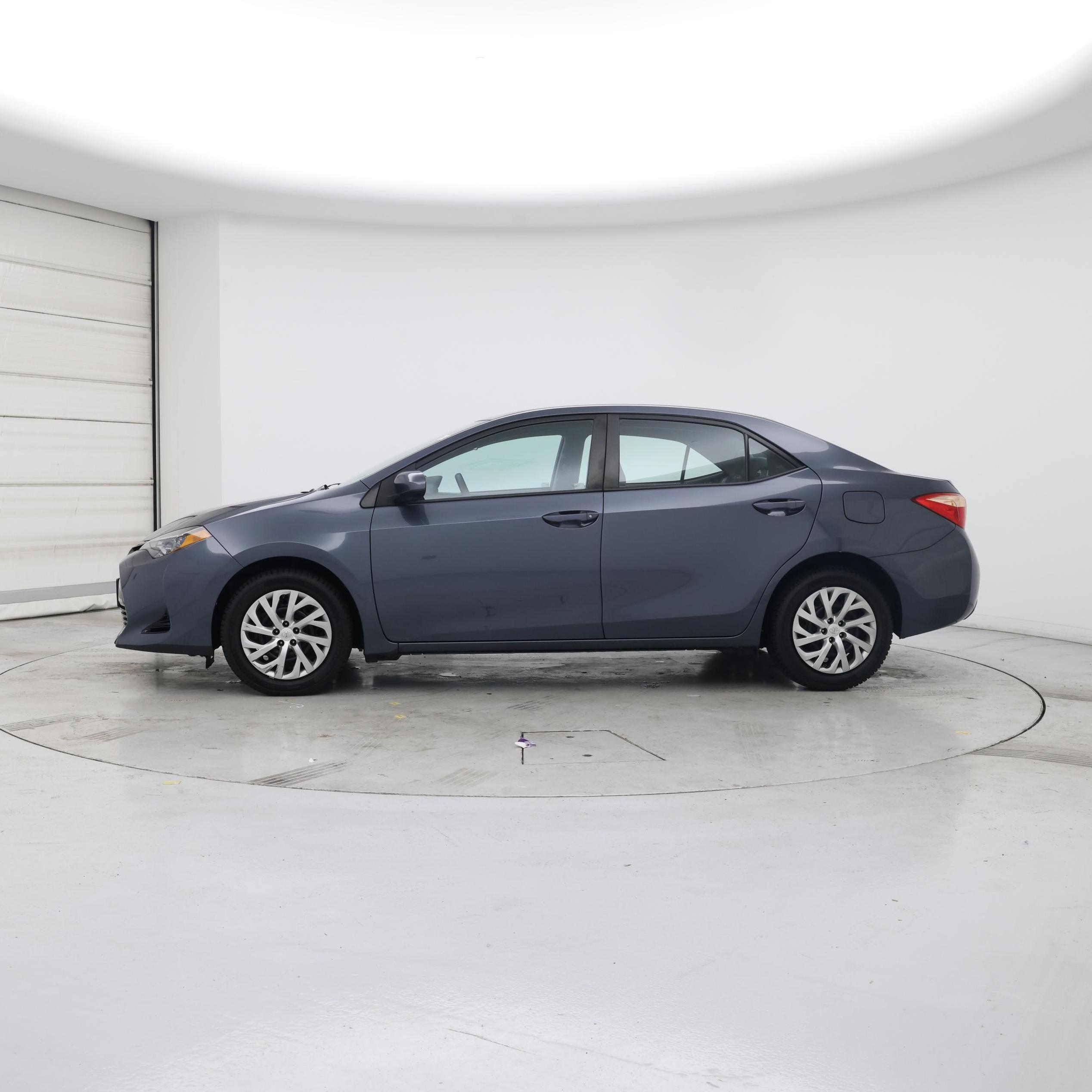 Thumbnail: 2019 Toyota Corolla - 3