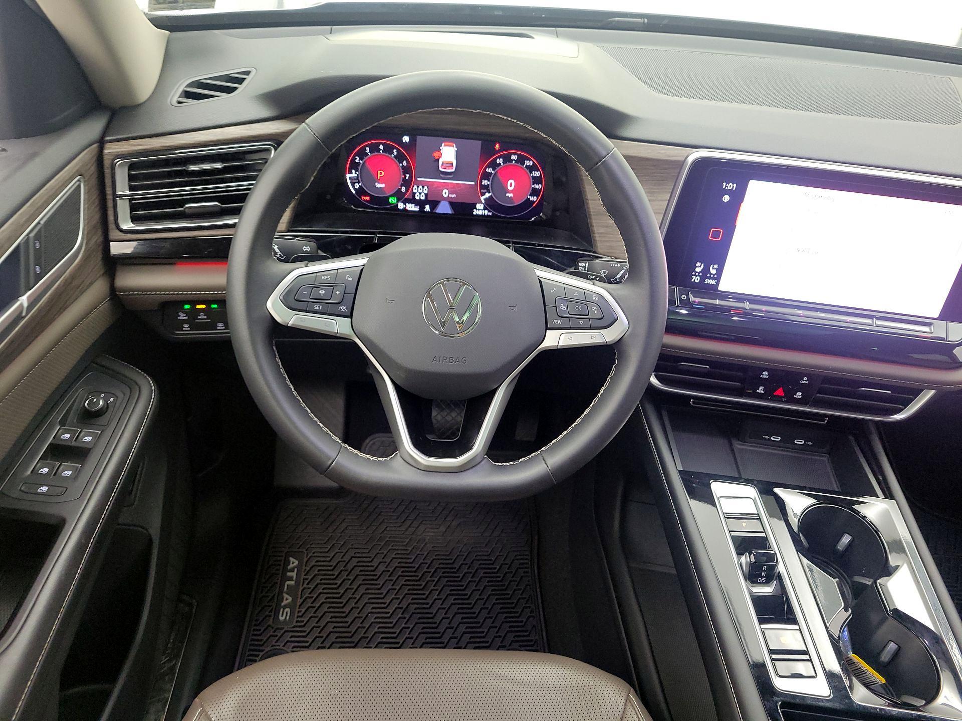 Thumbnail: 2024 Volkswagen Atlas - 10