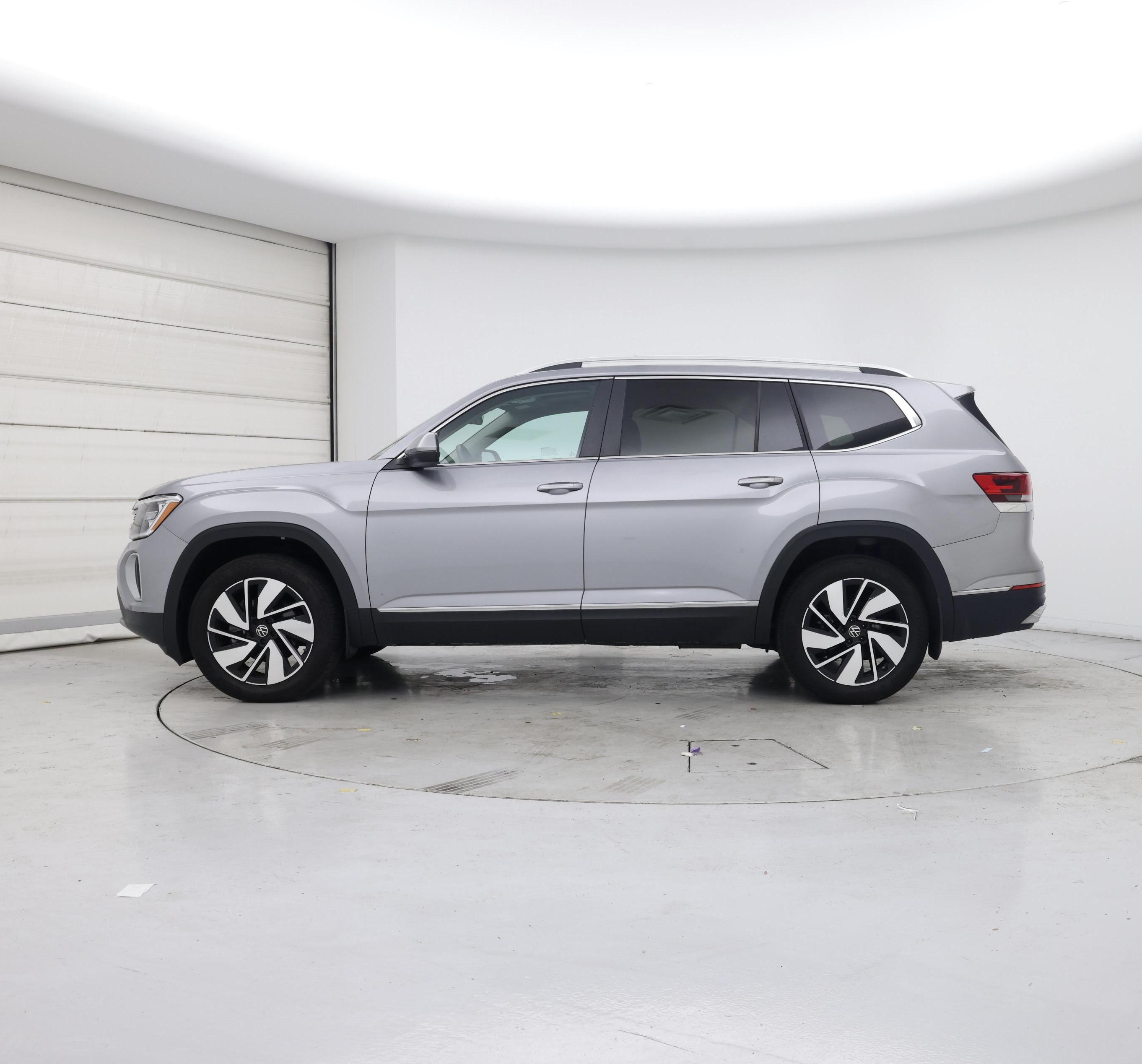 Thumbnail: 2024 Volkswagen Atlas - 3