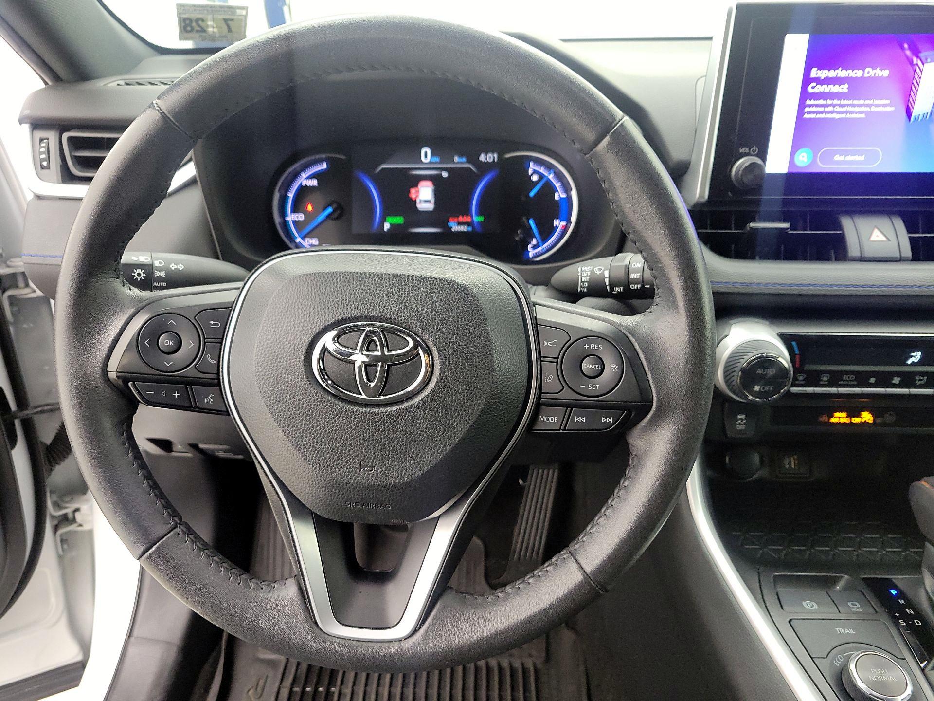 Thumbnail: 2023 Toyota RAV4 - 10