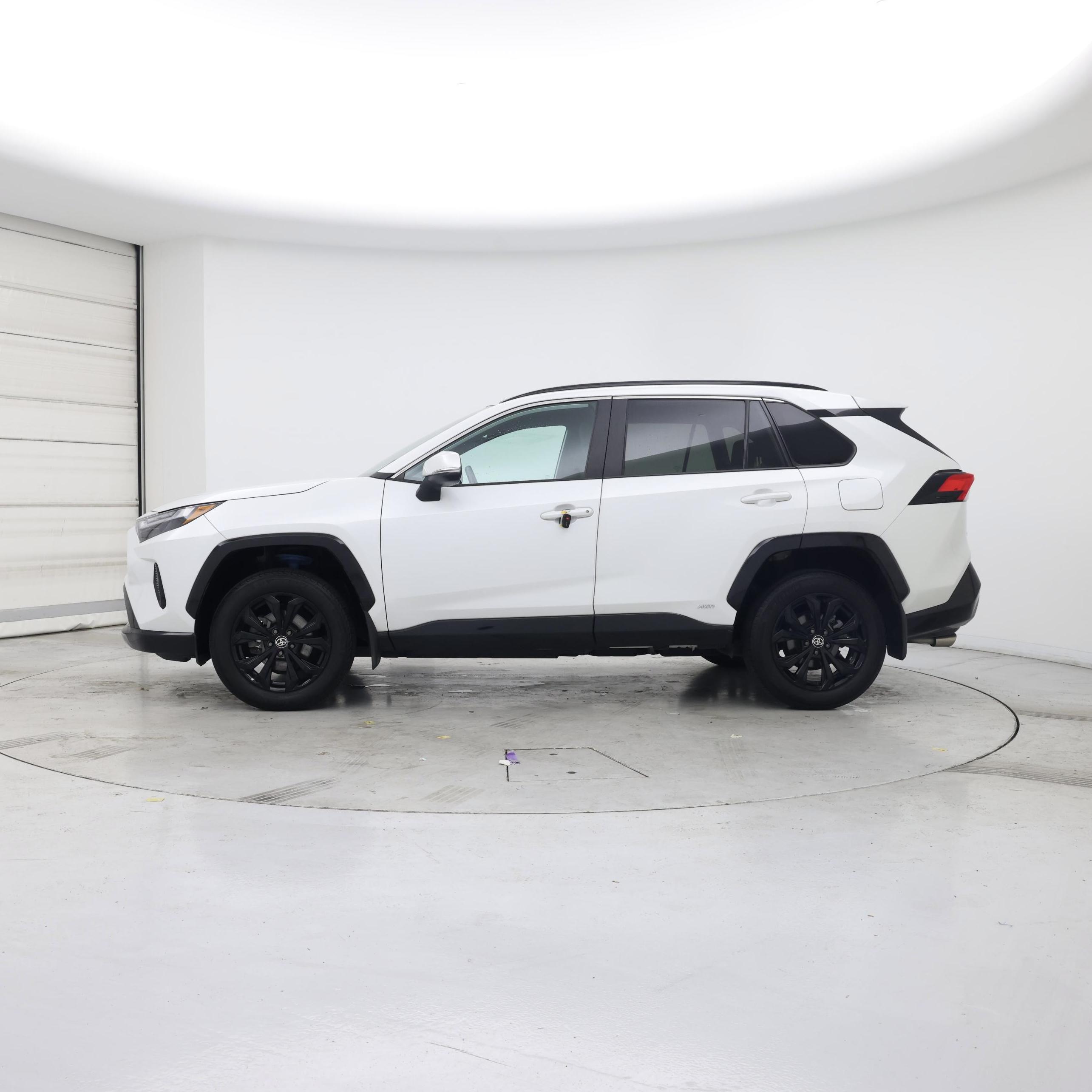 Thumbnail: 2023 Toyota RAV4 - 3