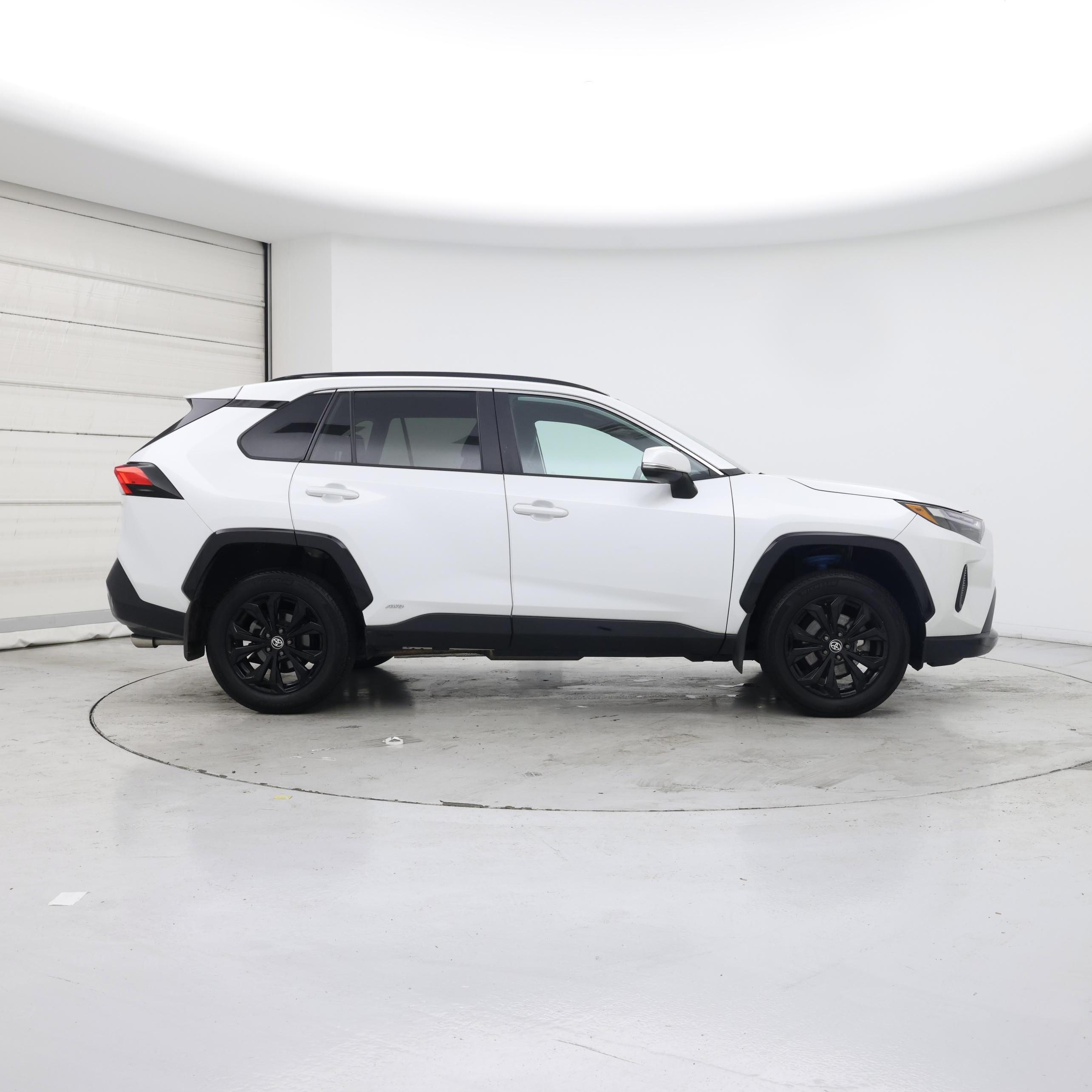 Thumbnail: 2023 Toyota RAV4 - 7