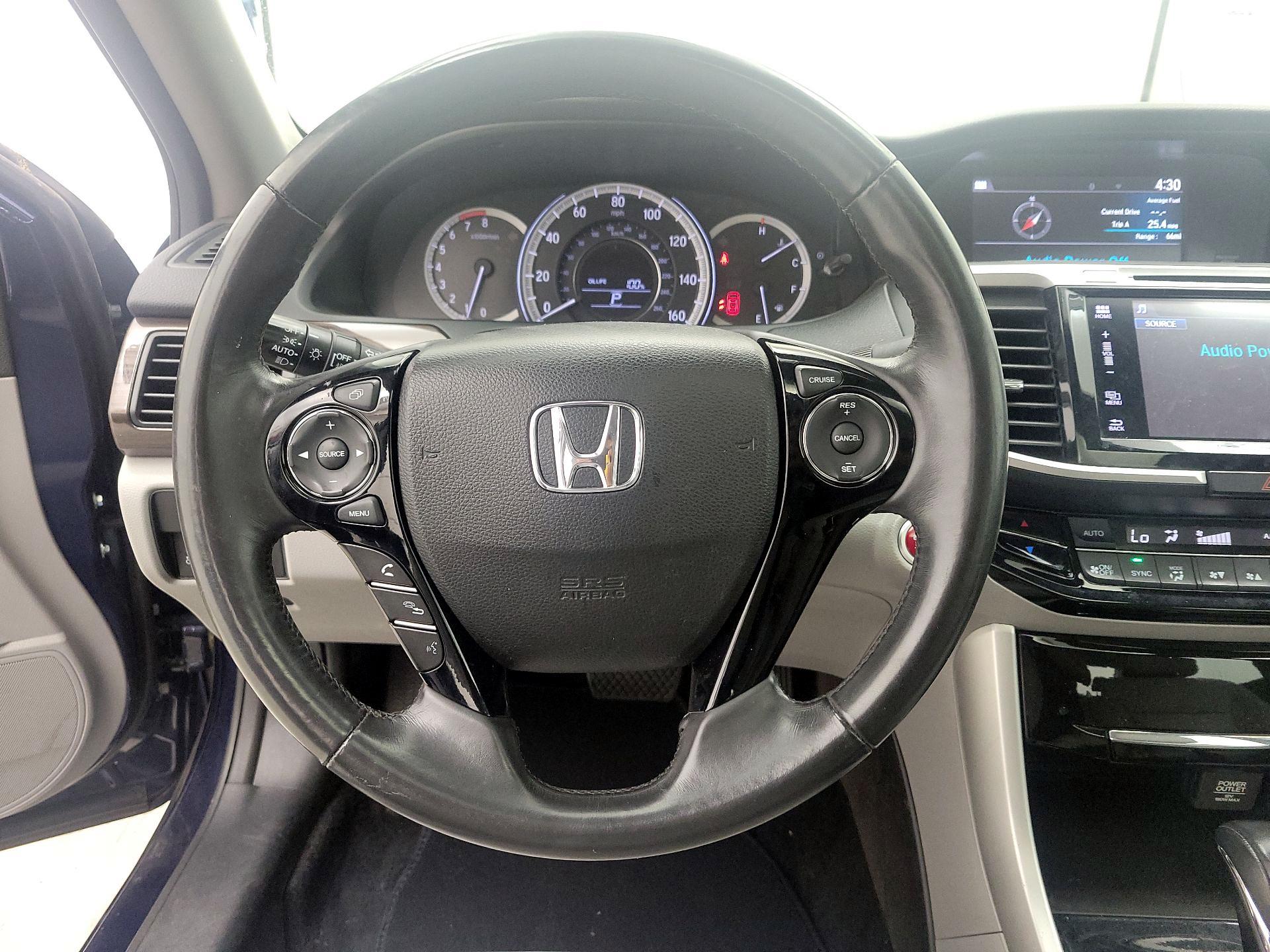 Thumbnail: 2017 Honda Accord - 10