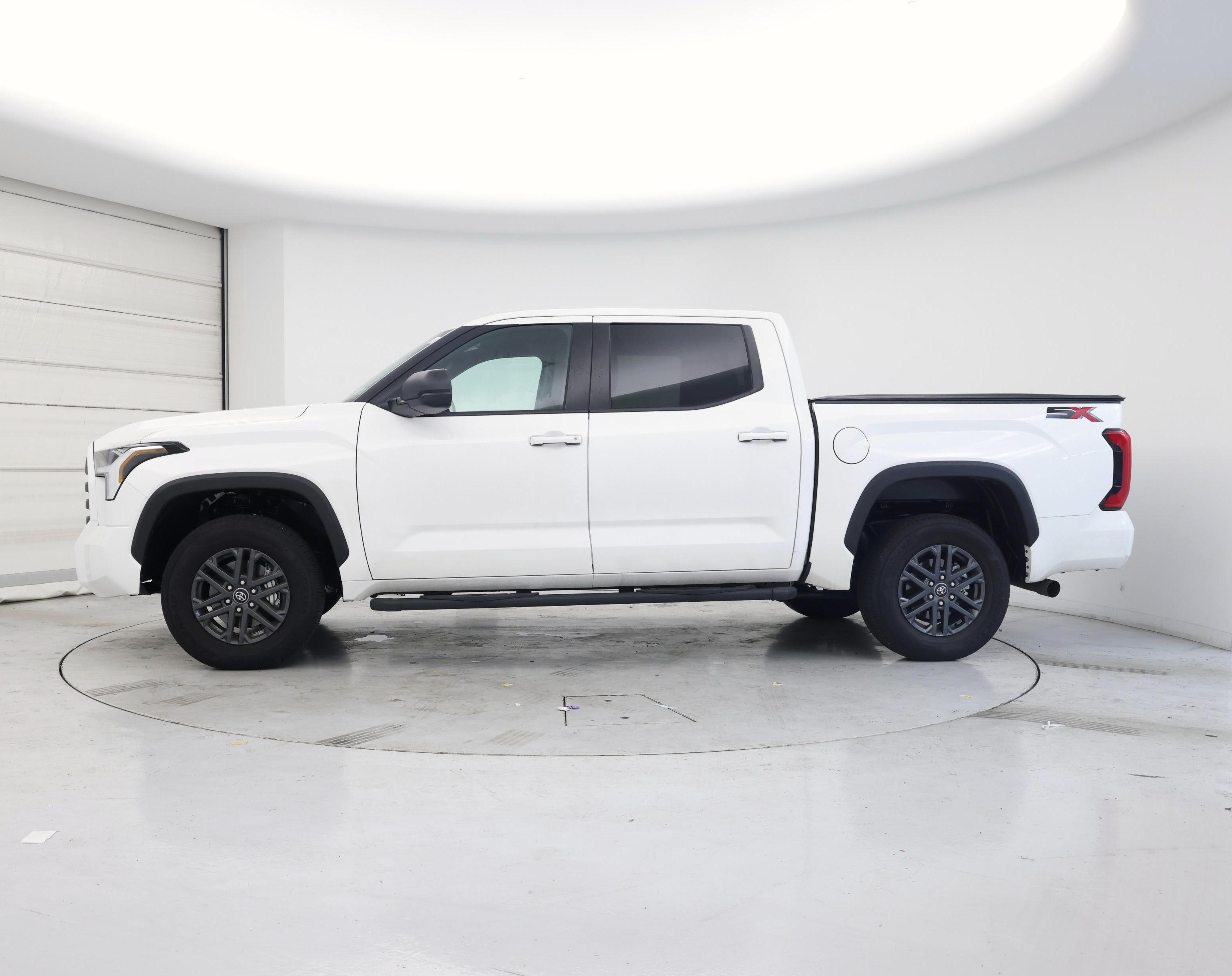 Thumbnail: 2025 Toyota Tundra - 3