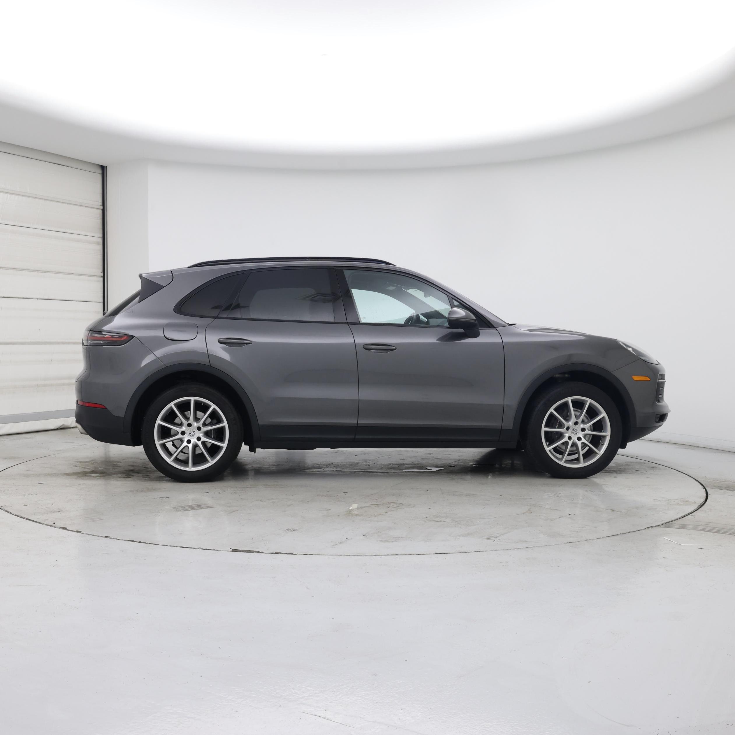 Thumbnail: 2019 Porsche Cayenne - 7