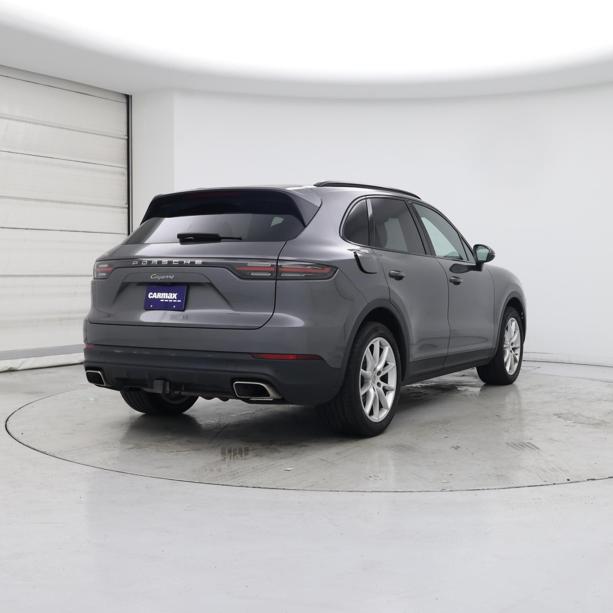Thumbnail: 2019 Porsche Cayenne - 8