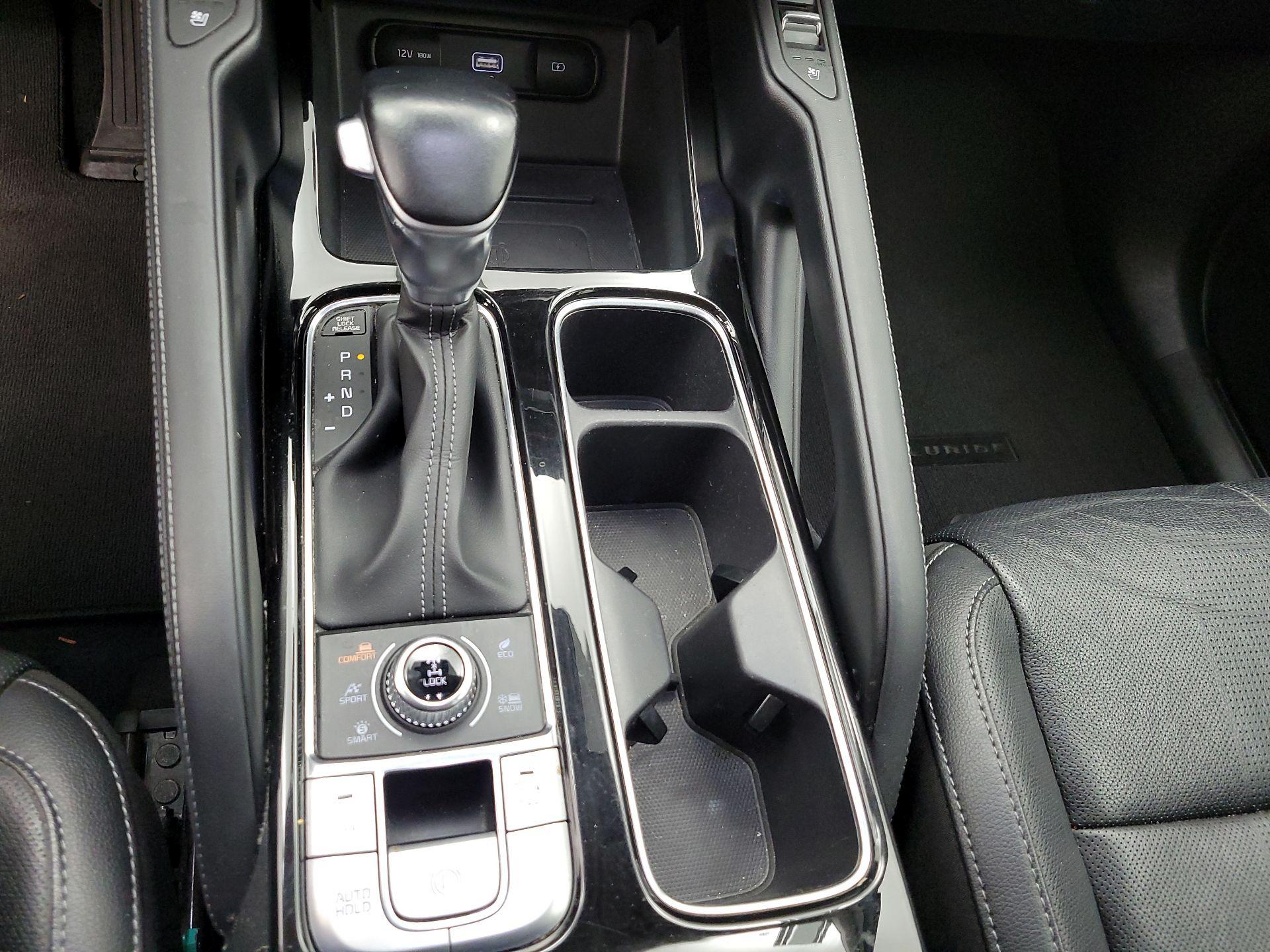 Thumbnail: 2021 Kia Telluride - 18