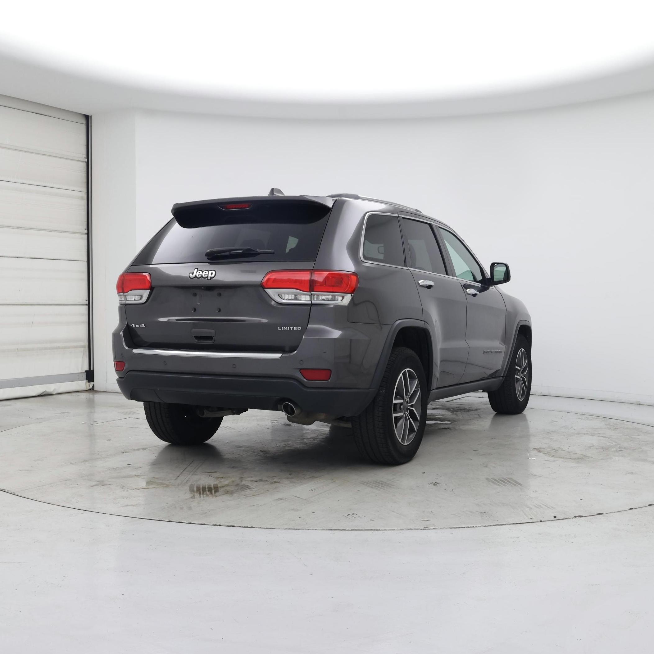 Thumbnail: 2019 Jeep Grand Cherokee - 8