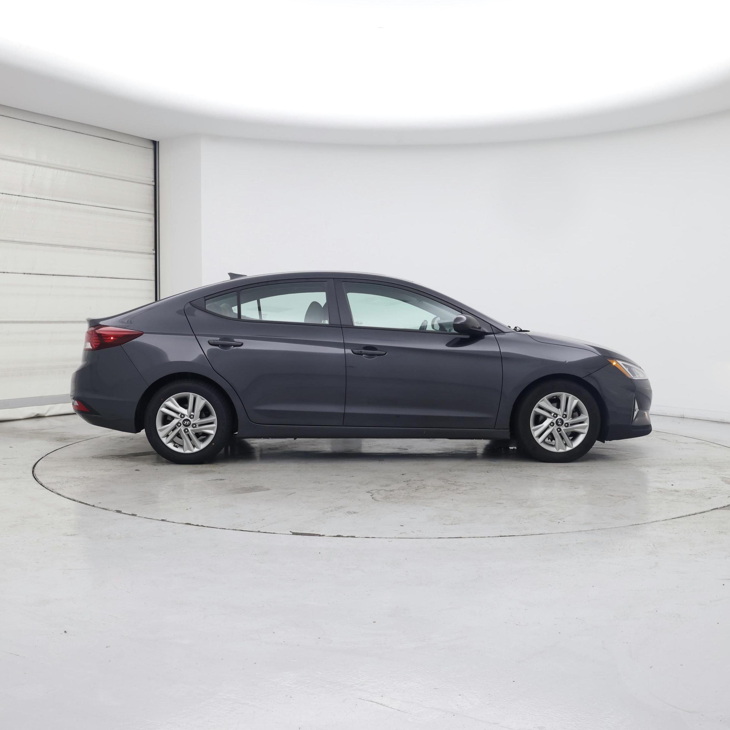 Thumbnail: 2020 Hyundai Elantra - 7