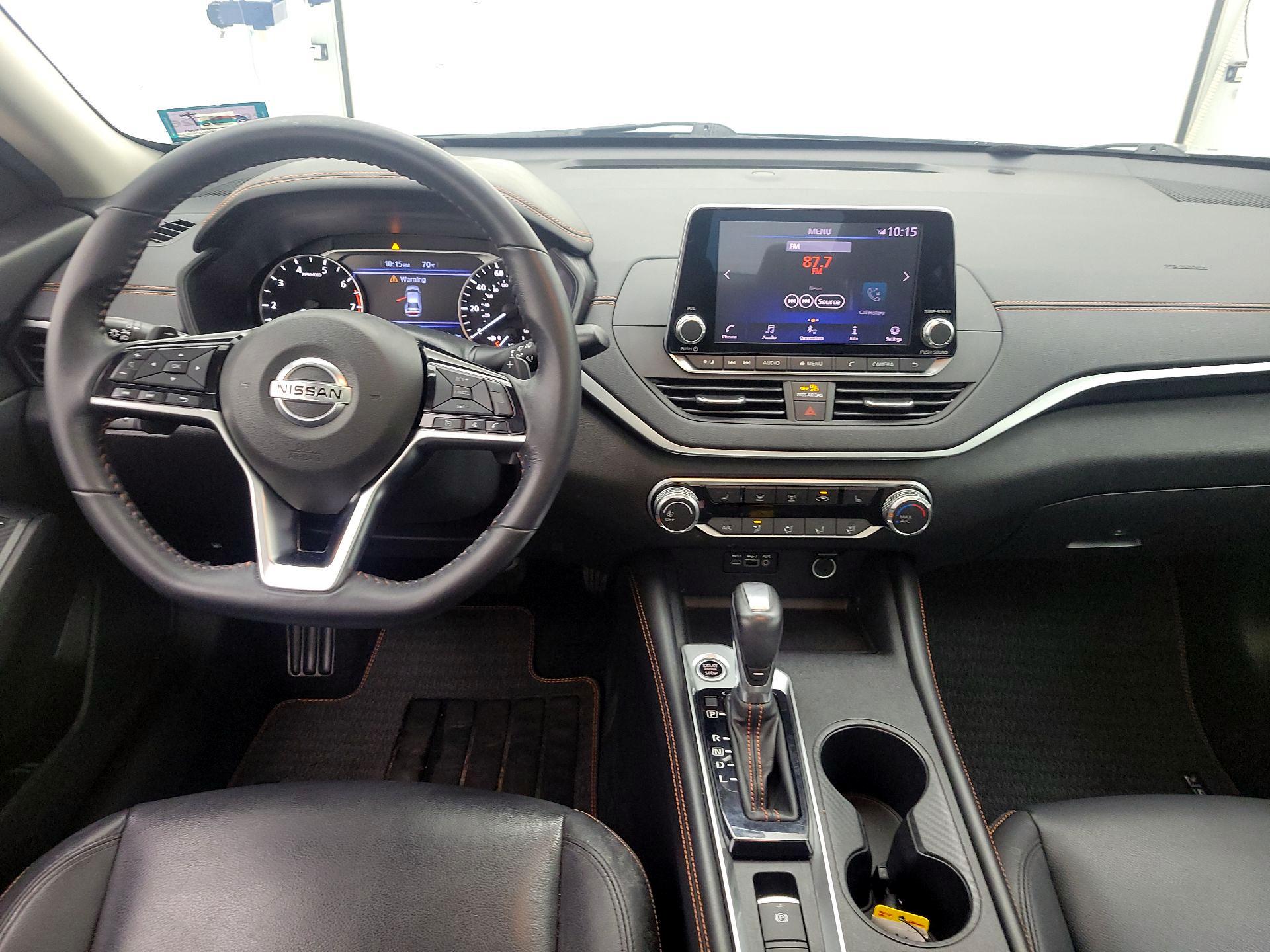 Thumbnail: 2019 Nissan Altima - 9