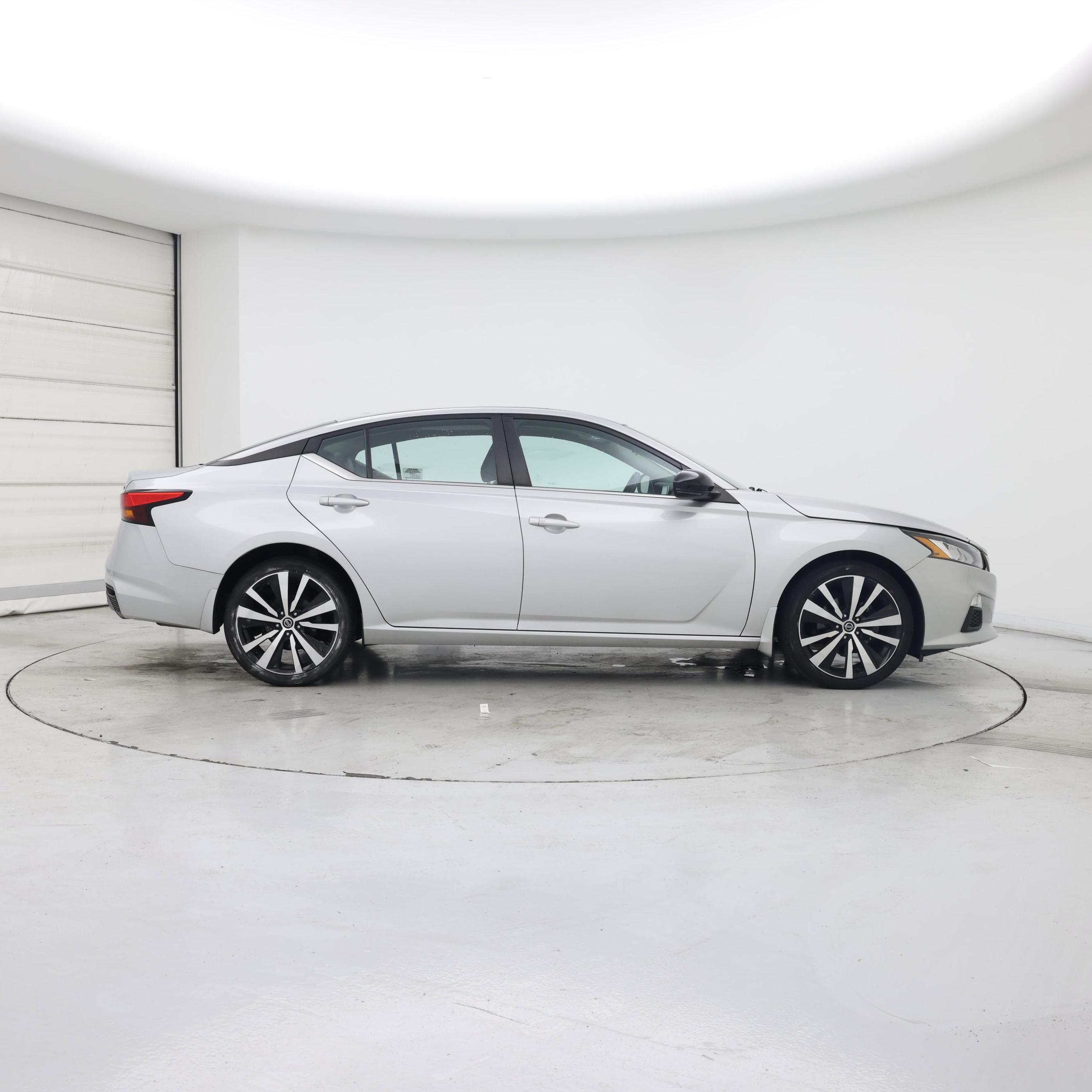 Thumbnail: 2019 Nissan Altima - 7