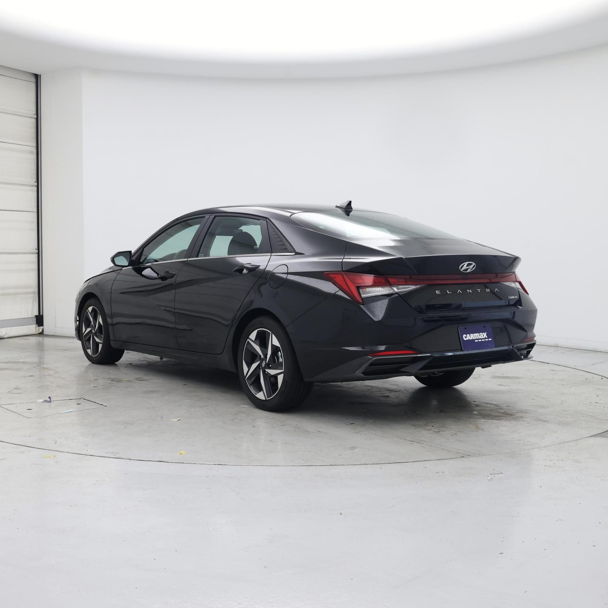 Thumbnail: 2023 Hyundai Elantra - 2