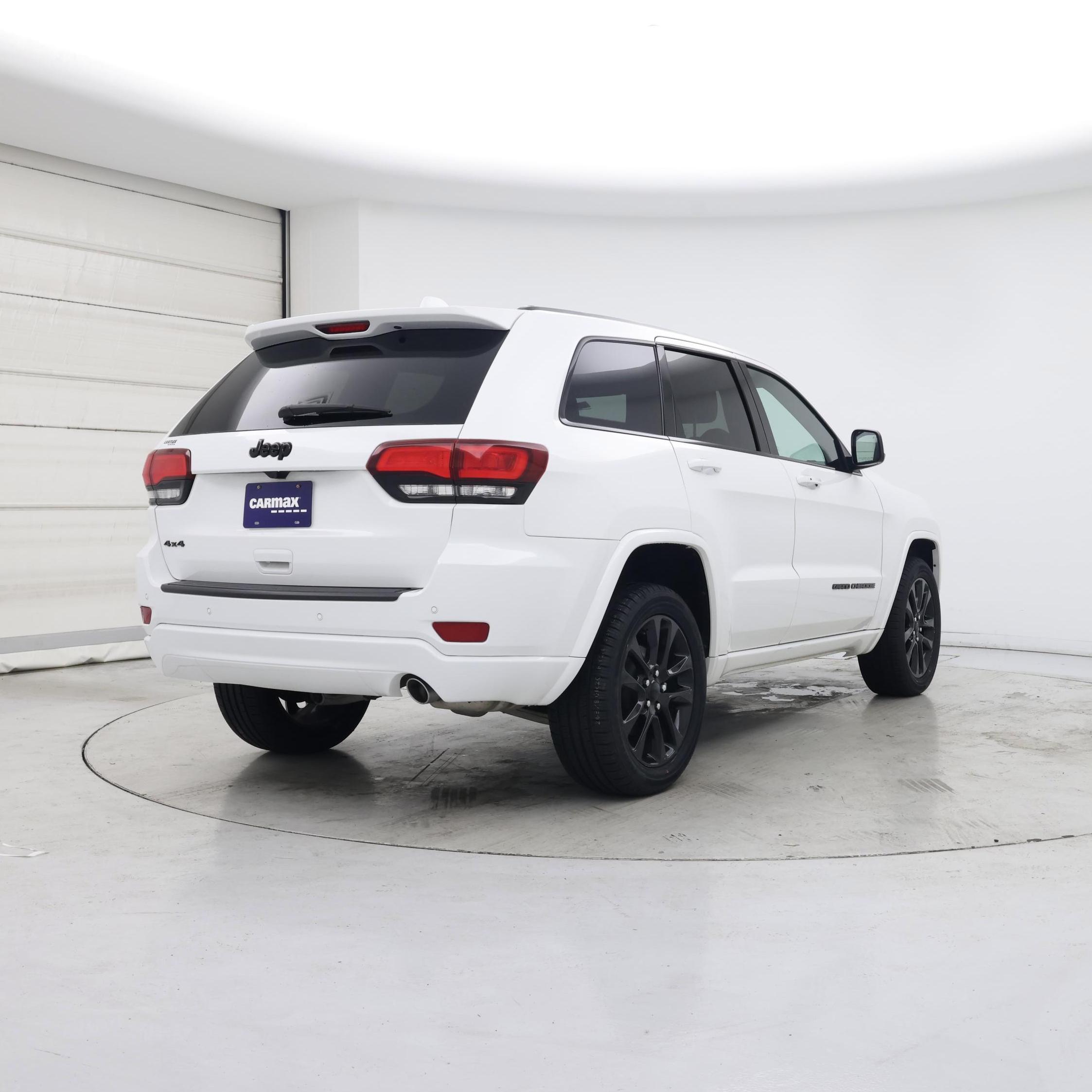 Thumbnail: 2021 Jeep Grand Cherokee - 8