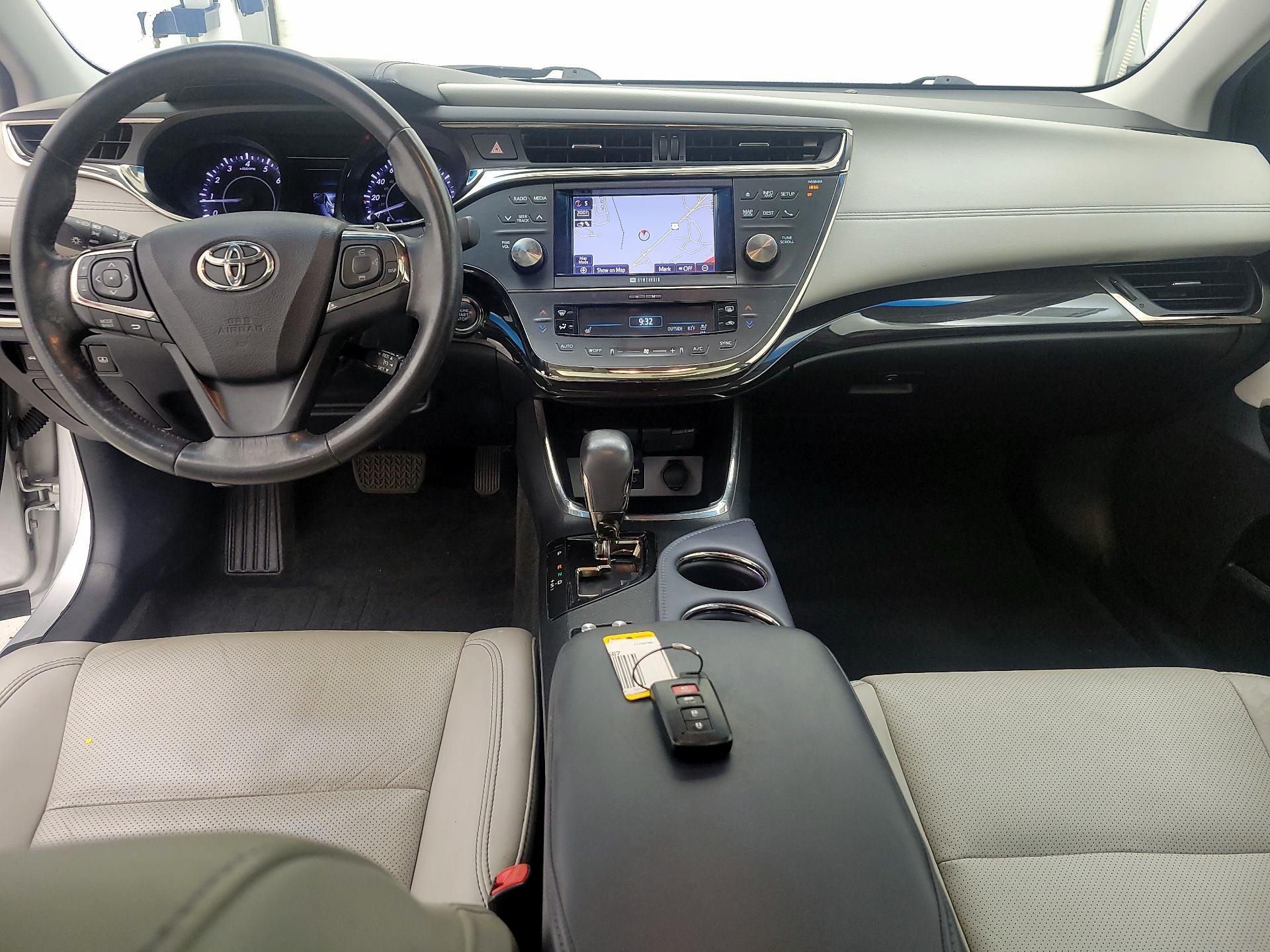 Thumbnail: 2014 Toyota Avalon - 9