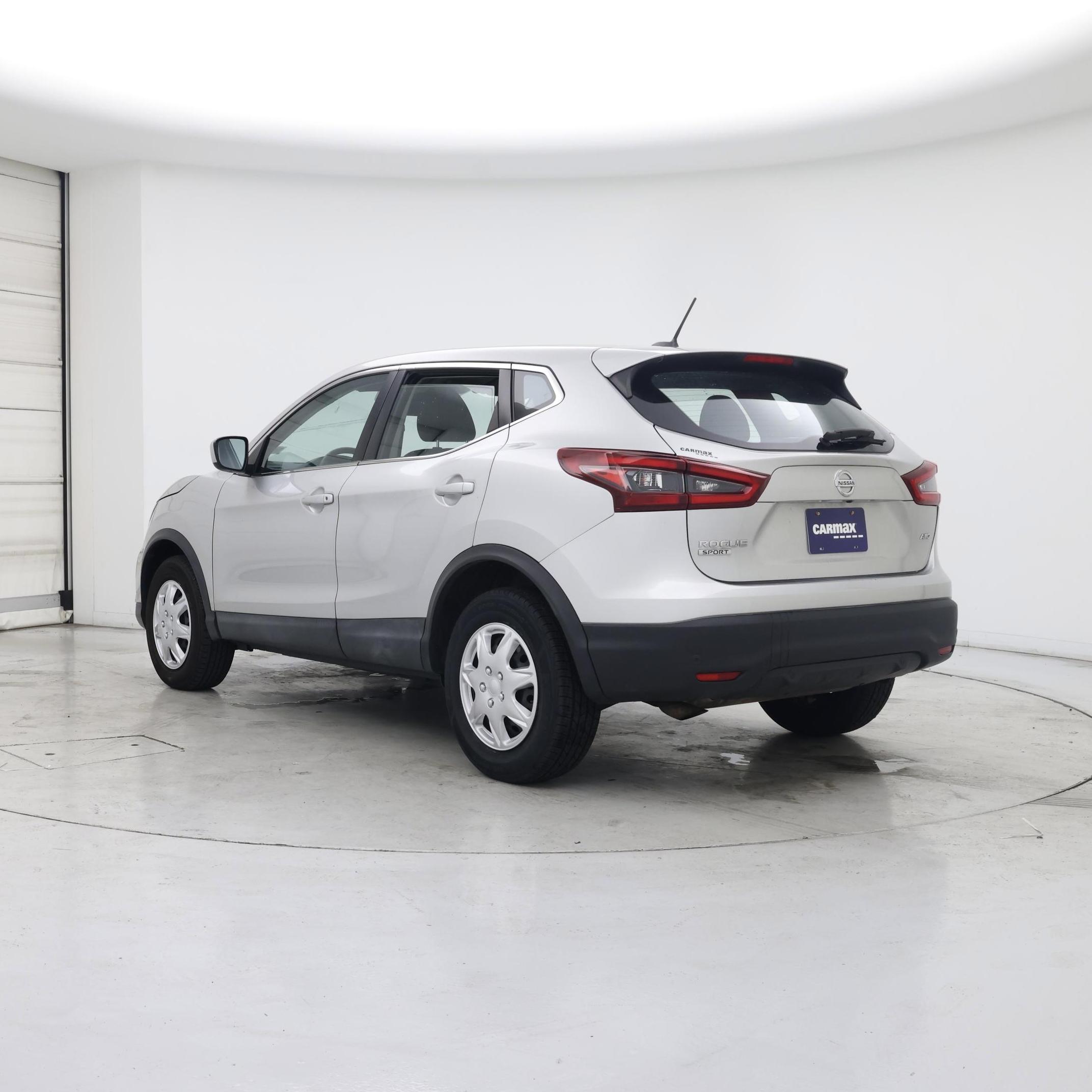 Thumbnail: 2020 Nissan Rogue Sport - 2