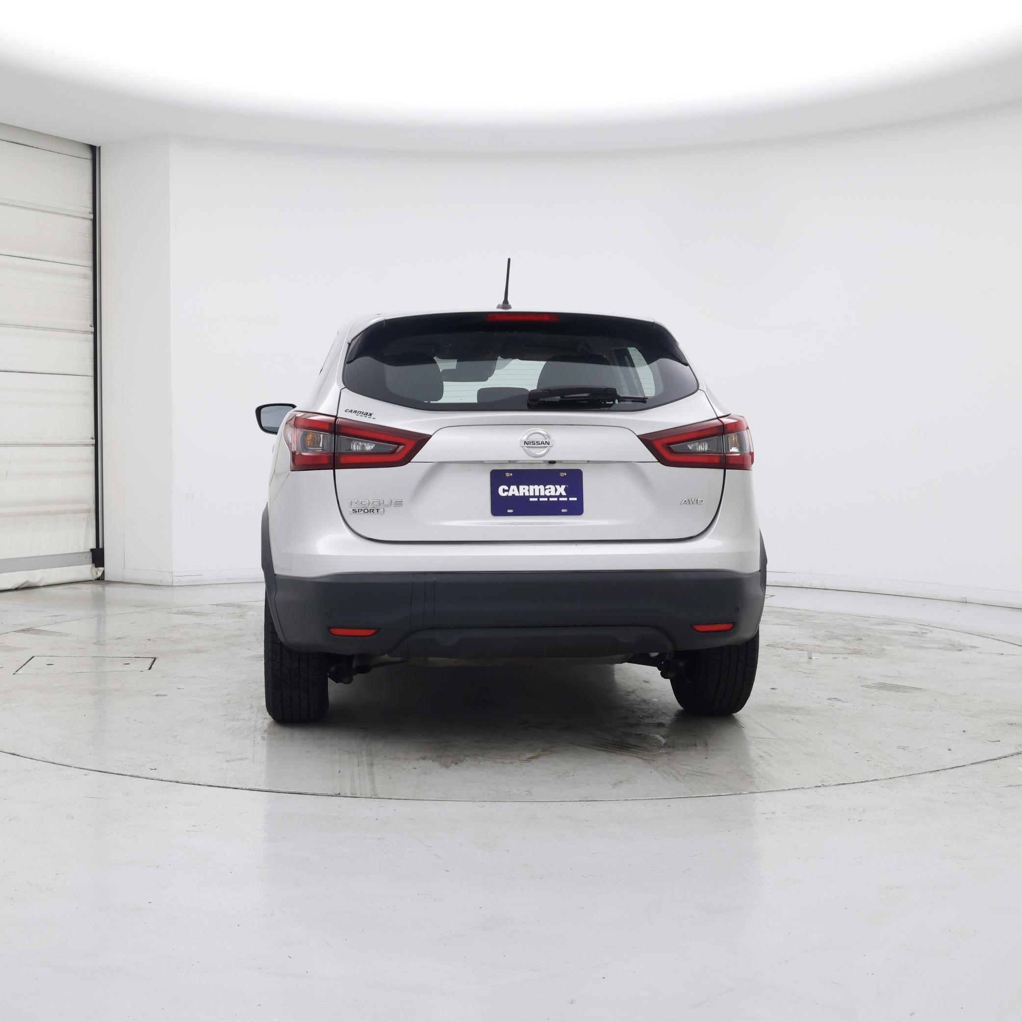 Thumbnail: 2020 Nissan Rogue Sport - 6