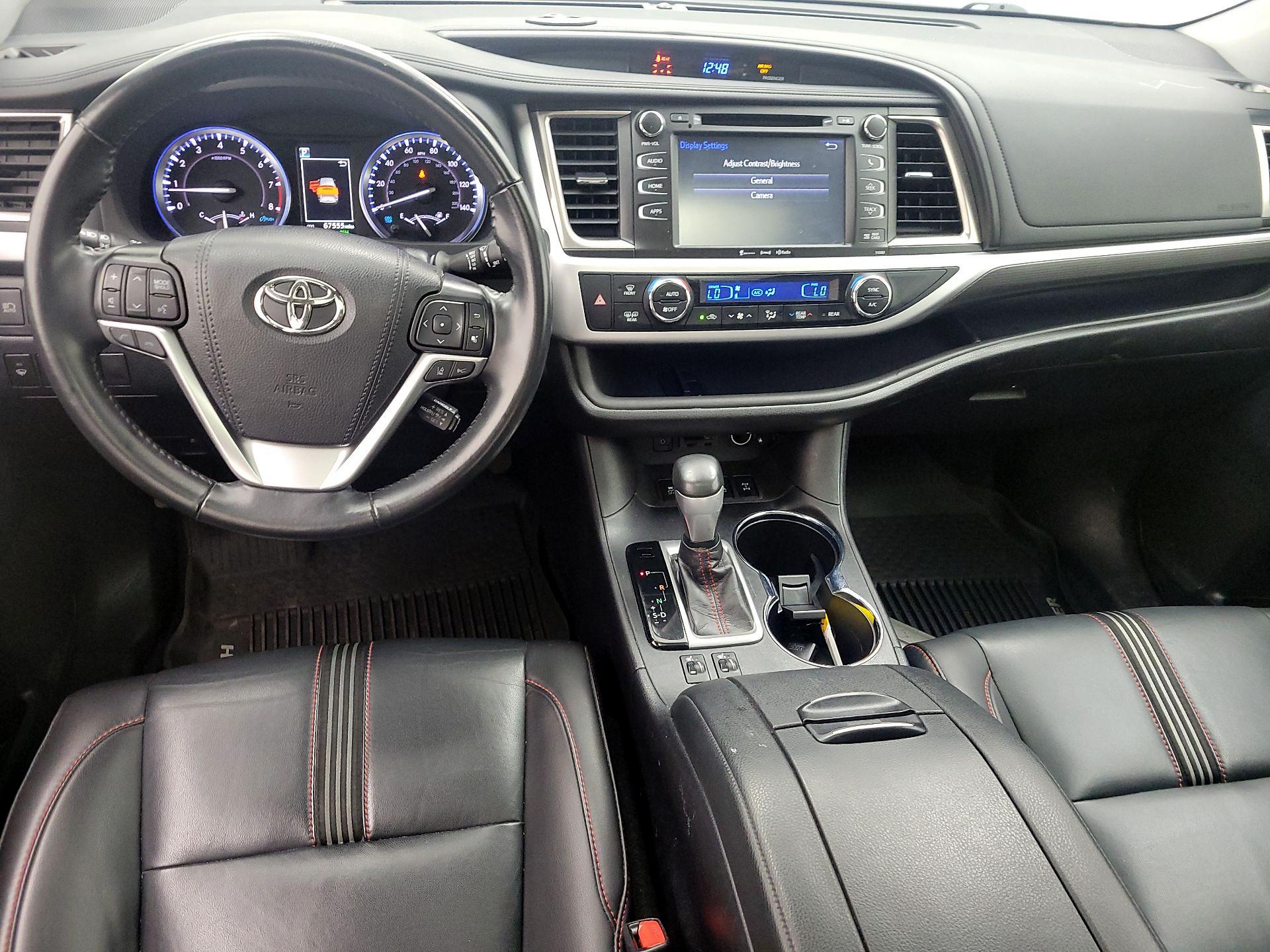 Thumbnail: 2019 Toyota Highlander - 9