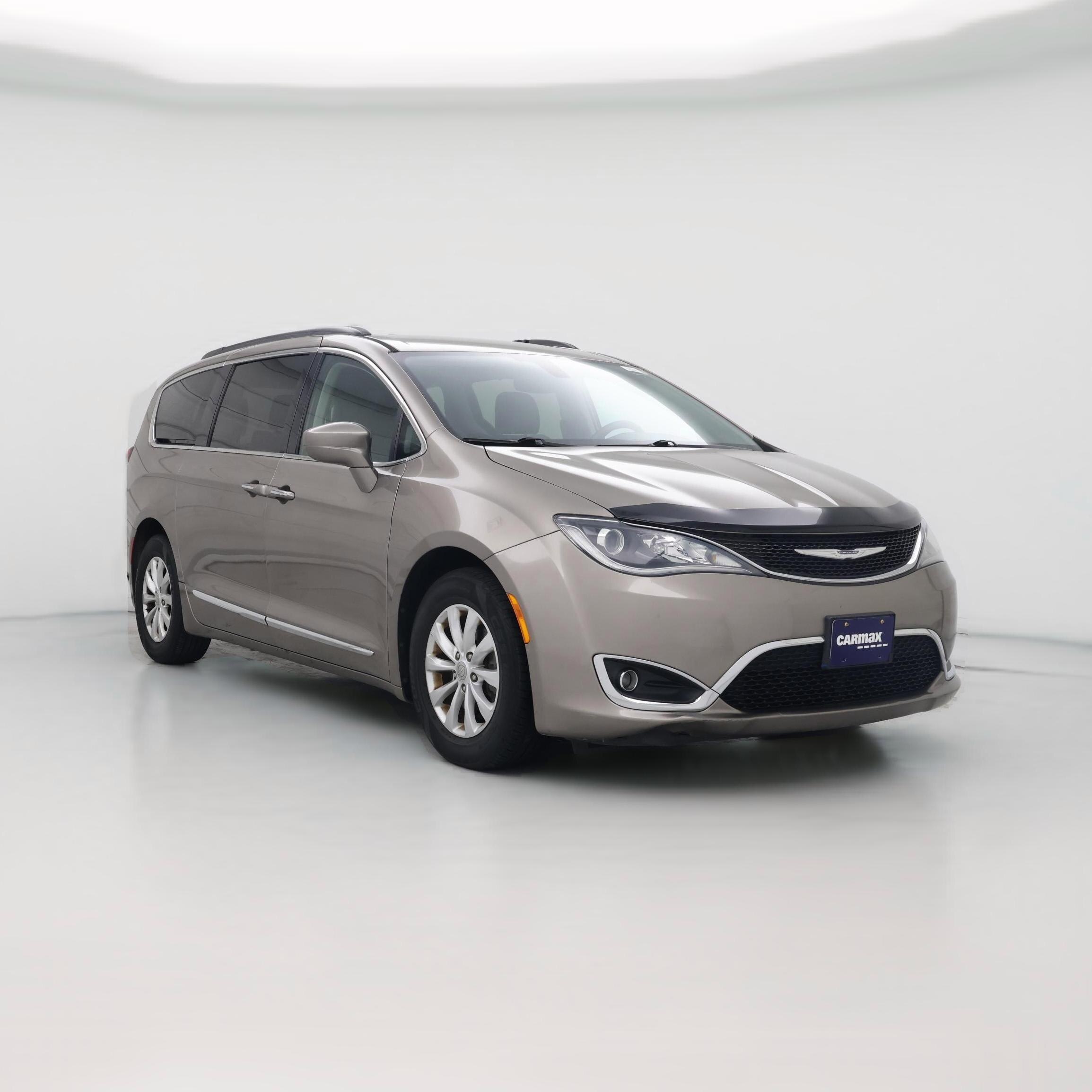 Thumbnail: 2017 Chrysler Pacifica - 1