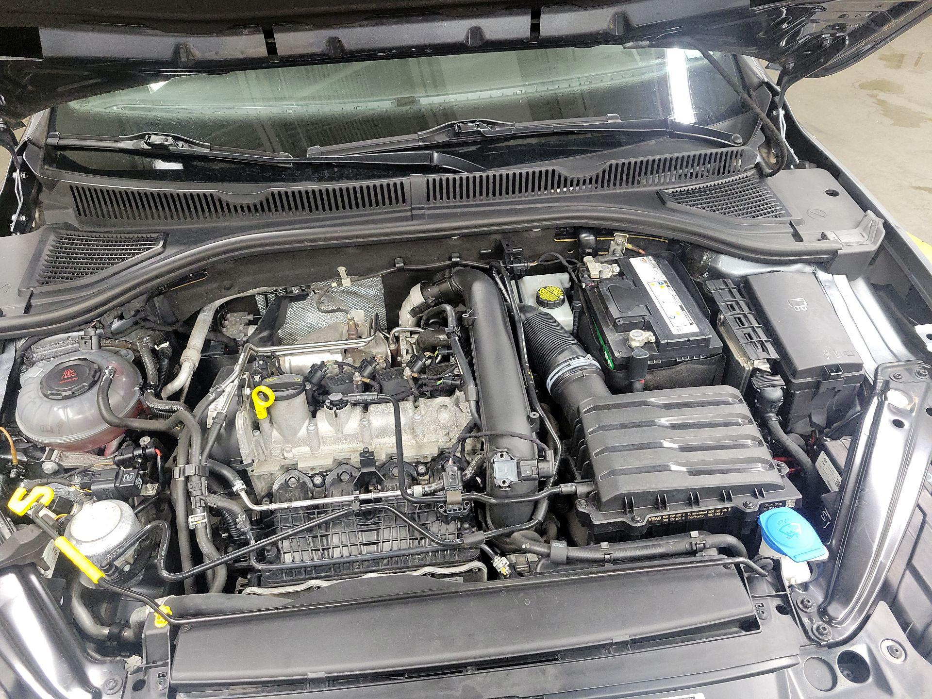 Thumbnail: 2019 Volkswagen Jetta - 20