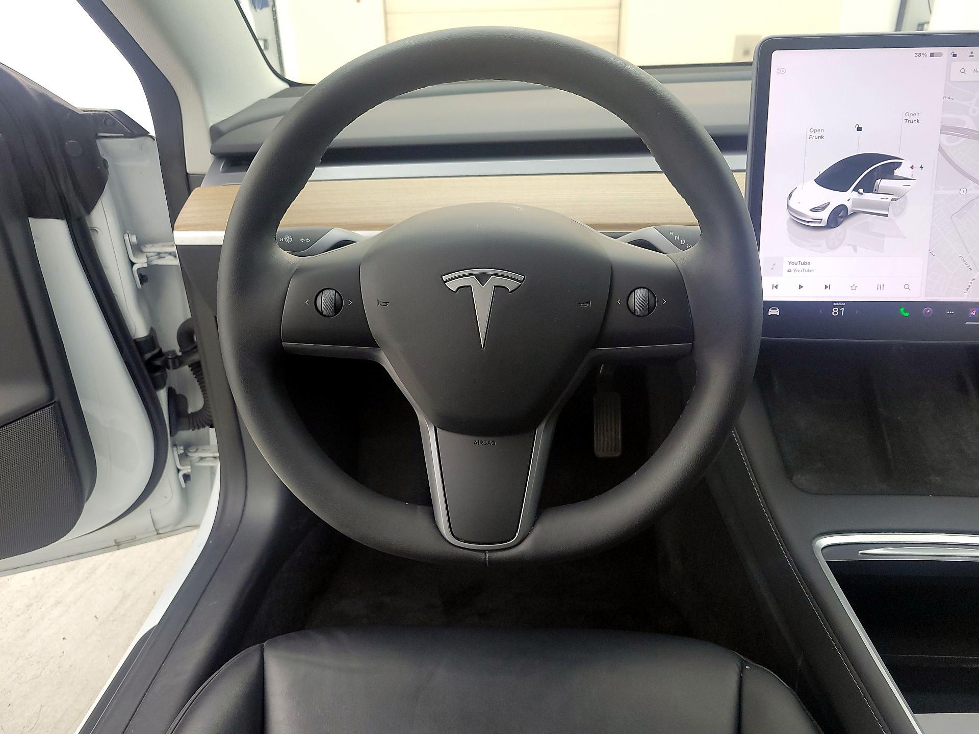 Thumbnail: 2022 Tesla Model 3 - 10