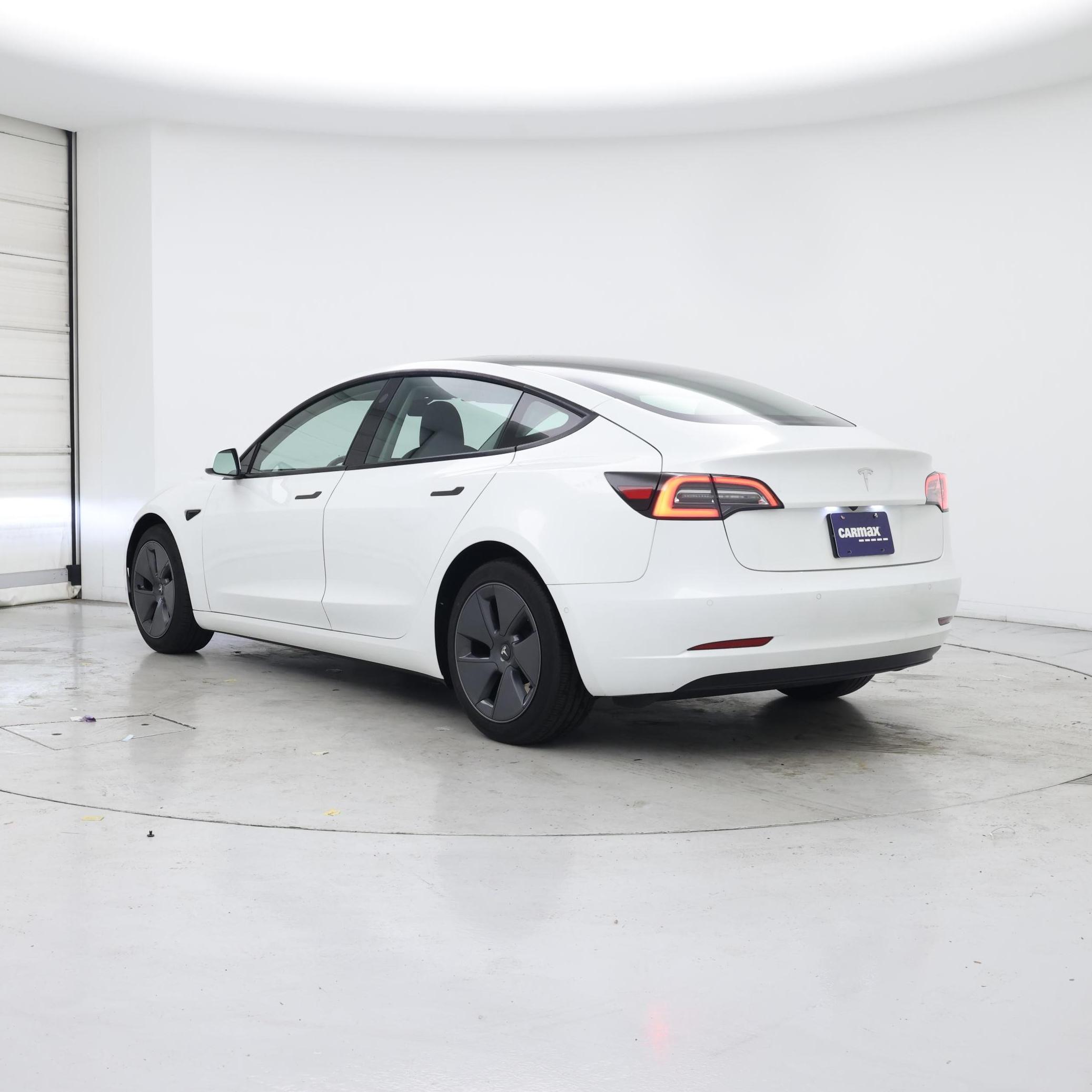 Thumbnail: 2022 Tesla Model 3 - 2