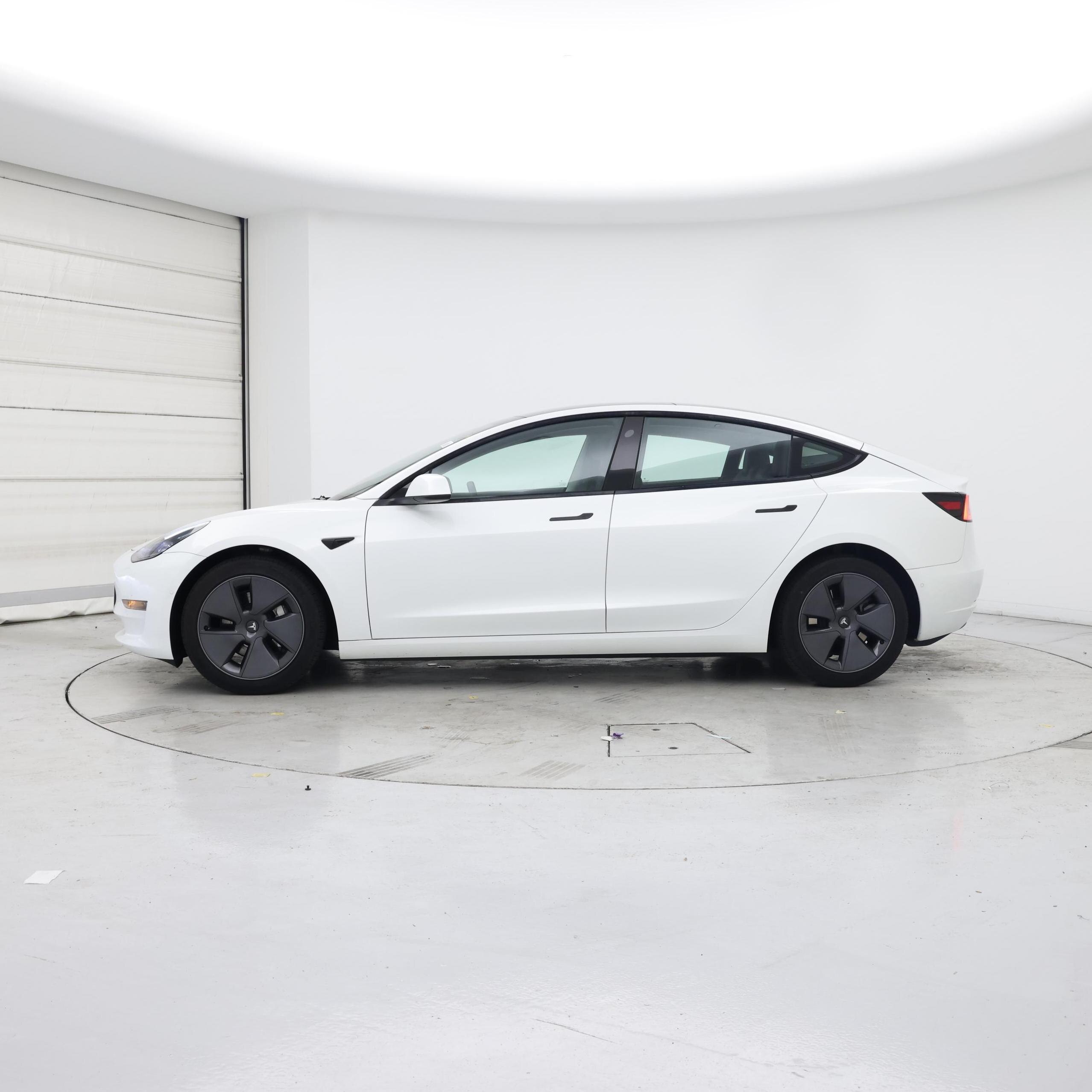 Thumbnail: 2022 Tesla Model 3 - 3