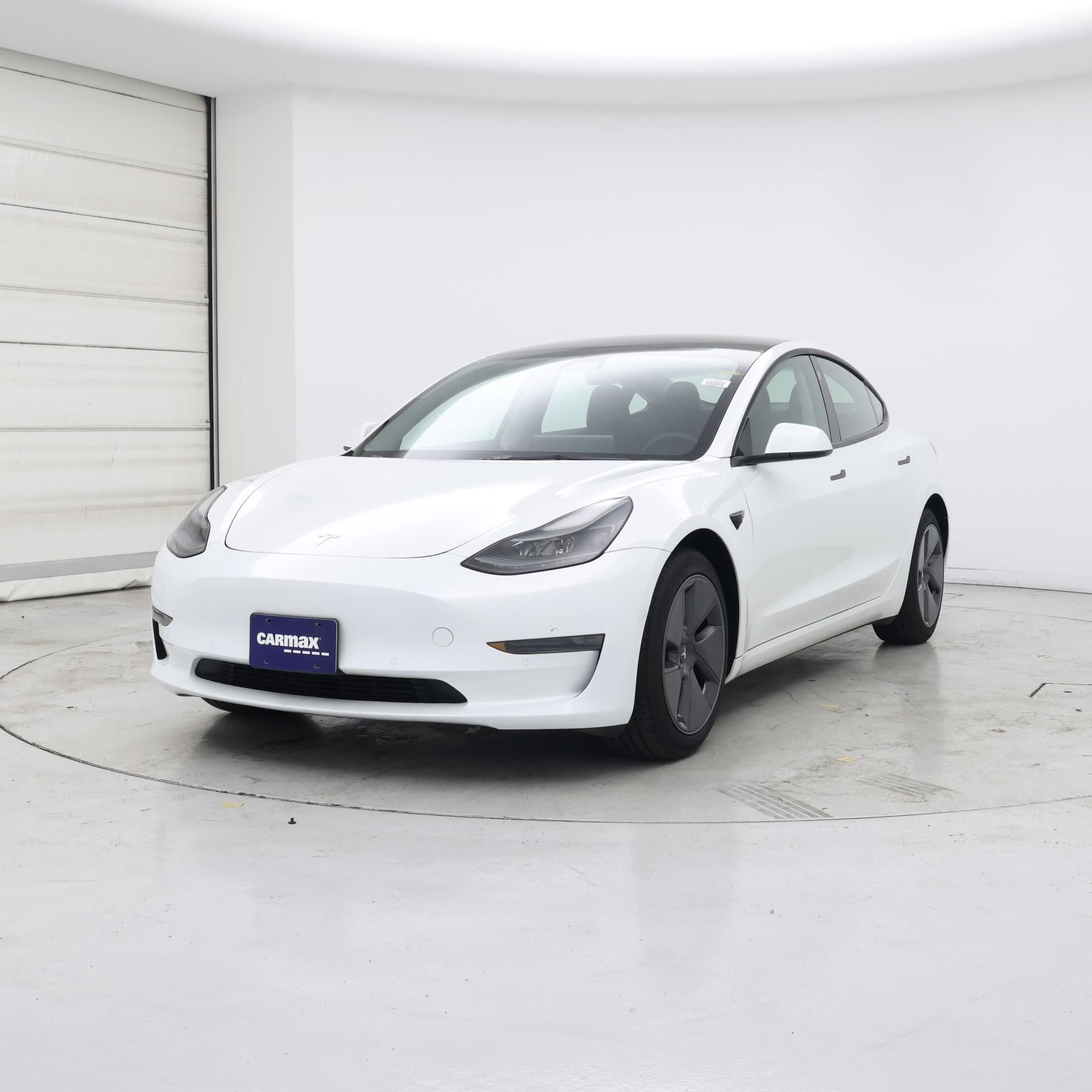 Thumbnail: 2022 Tesla Model 3 - 4