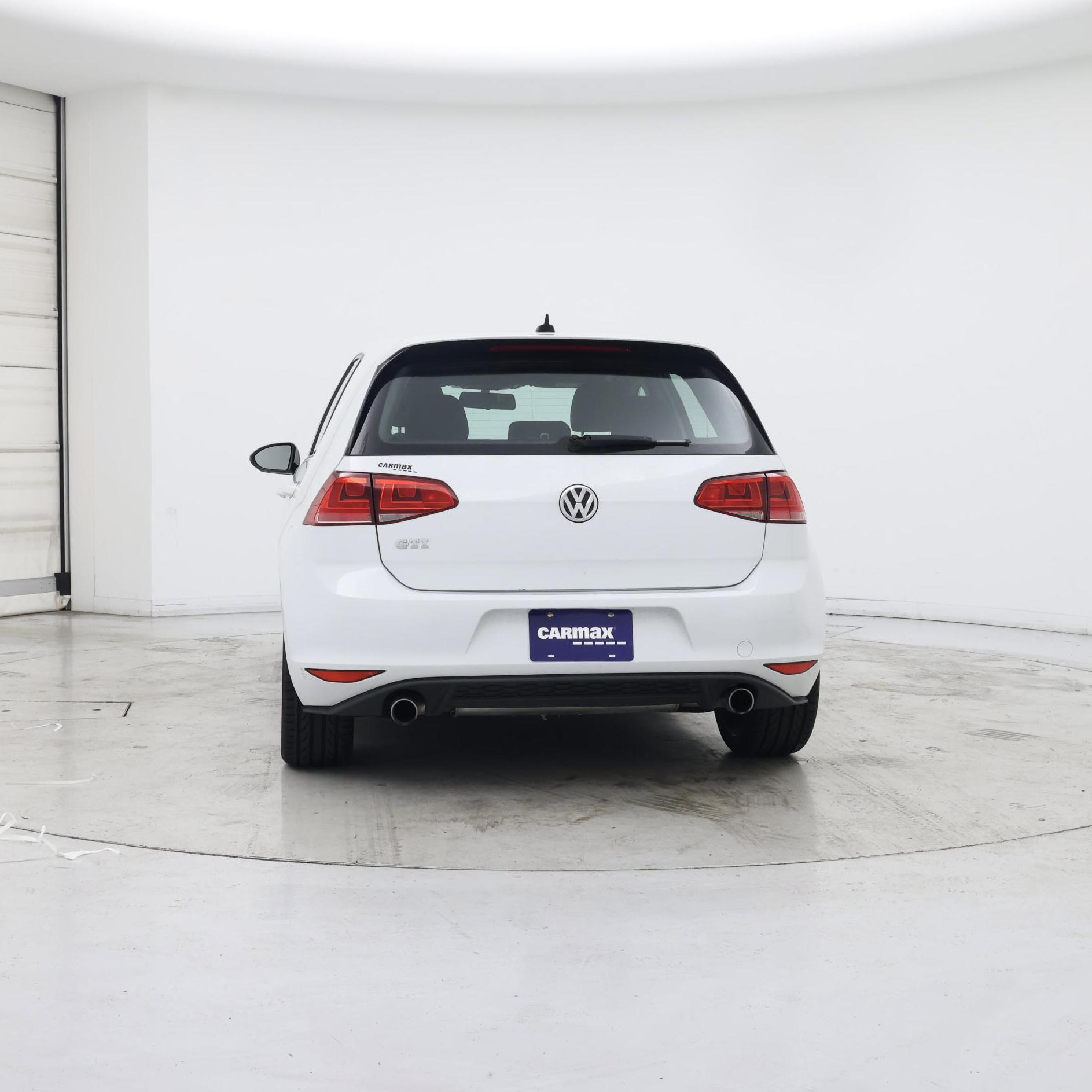 Thumbnail: 2017 Volkswagen Golf - 6