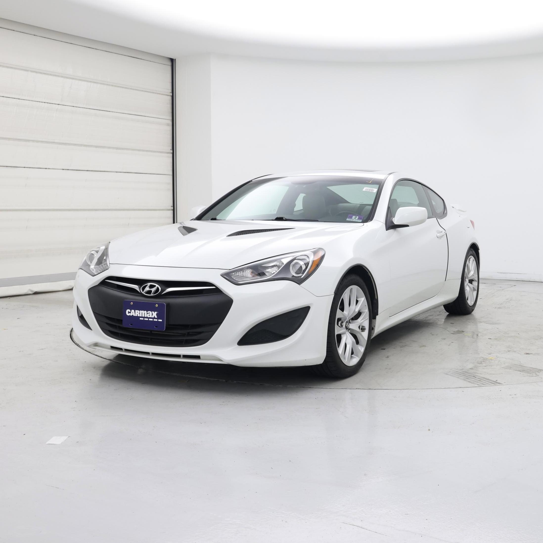 Thumbnail: 2013 Hyundai Genesis - 4