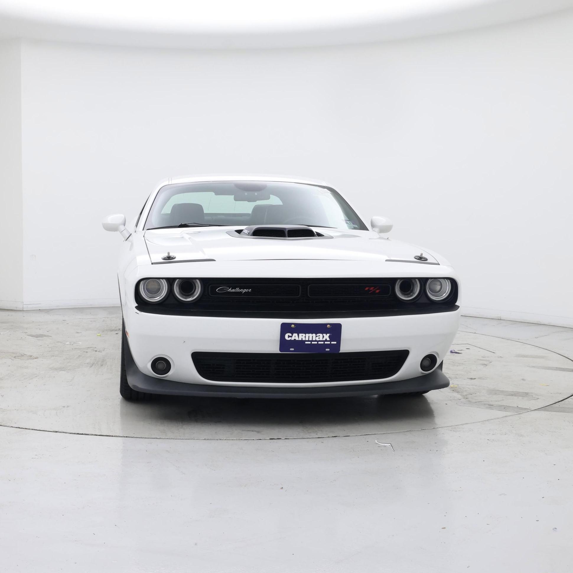 Thumbnail: 2019 Dodge Challenger - 5