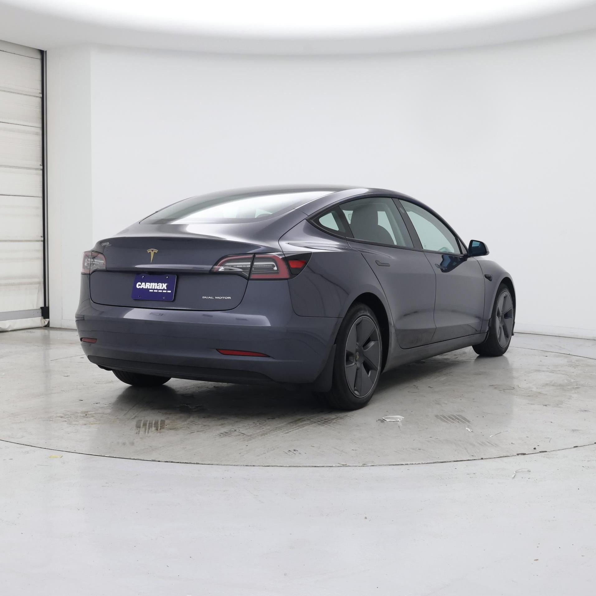 Thumbnail: 2023 Tesla Model 3 - 8