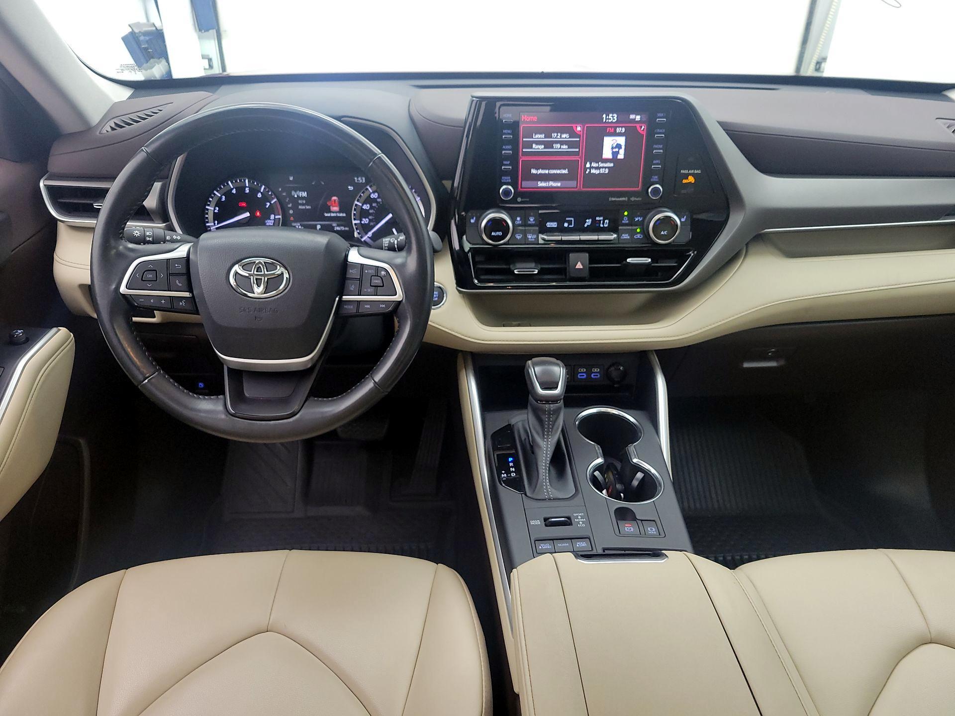 Thumbnail: 2022 Toyota Highlander - 9