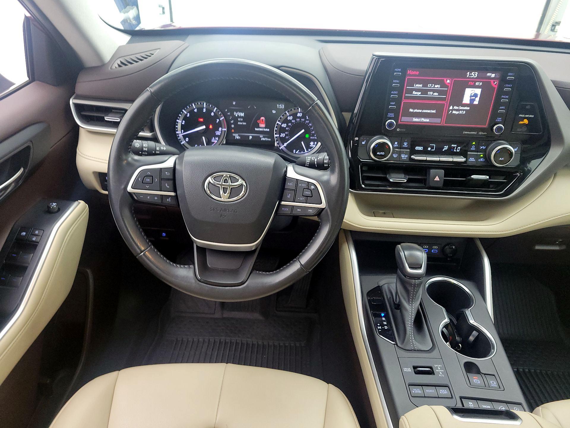 Thumbnail: 2022 Toyota Highlander - 10