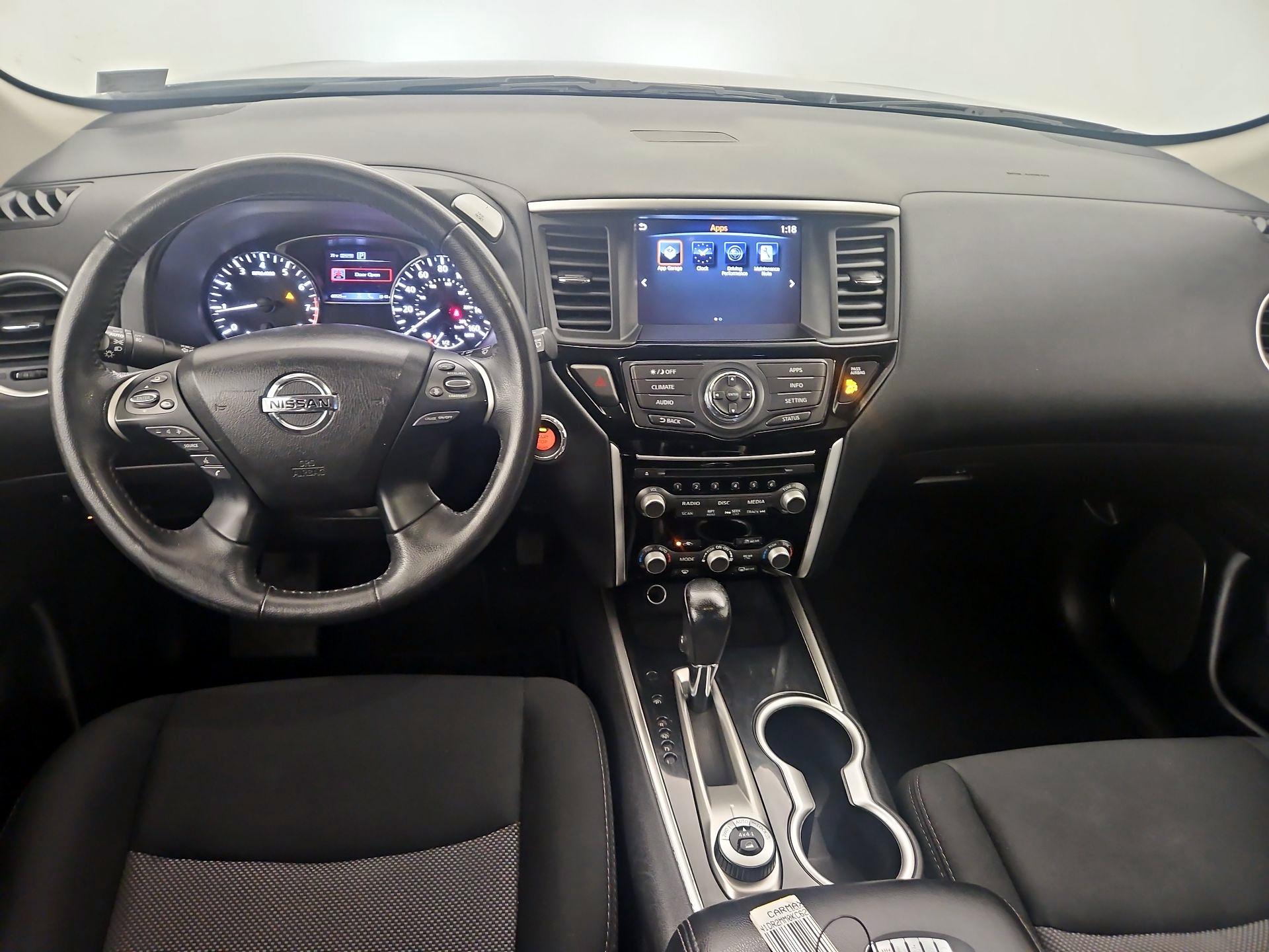 Thumbnail: 2019 Nissan Pathfinder - 9